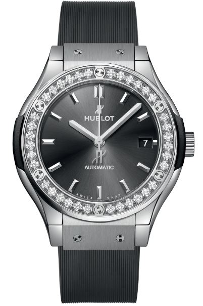 Hublot Classic Fusion 38 Titanium