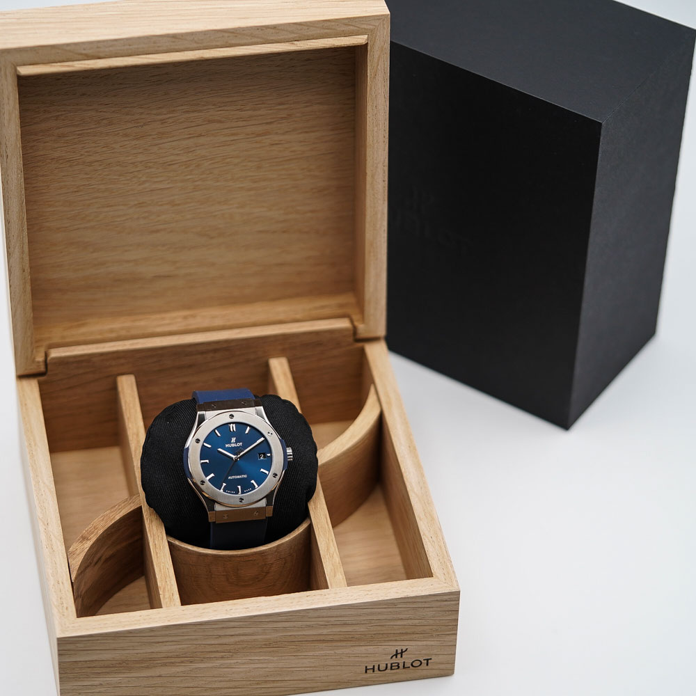 Hublot Classic Fusion 45 Titanium 