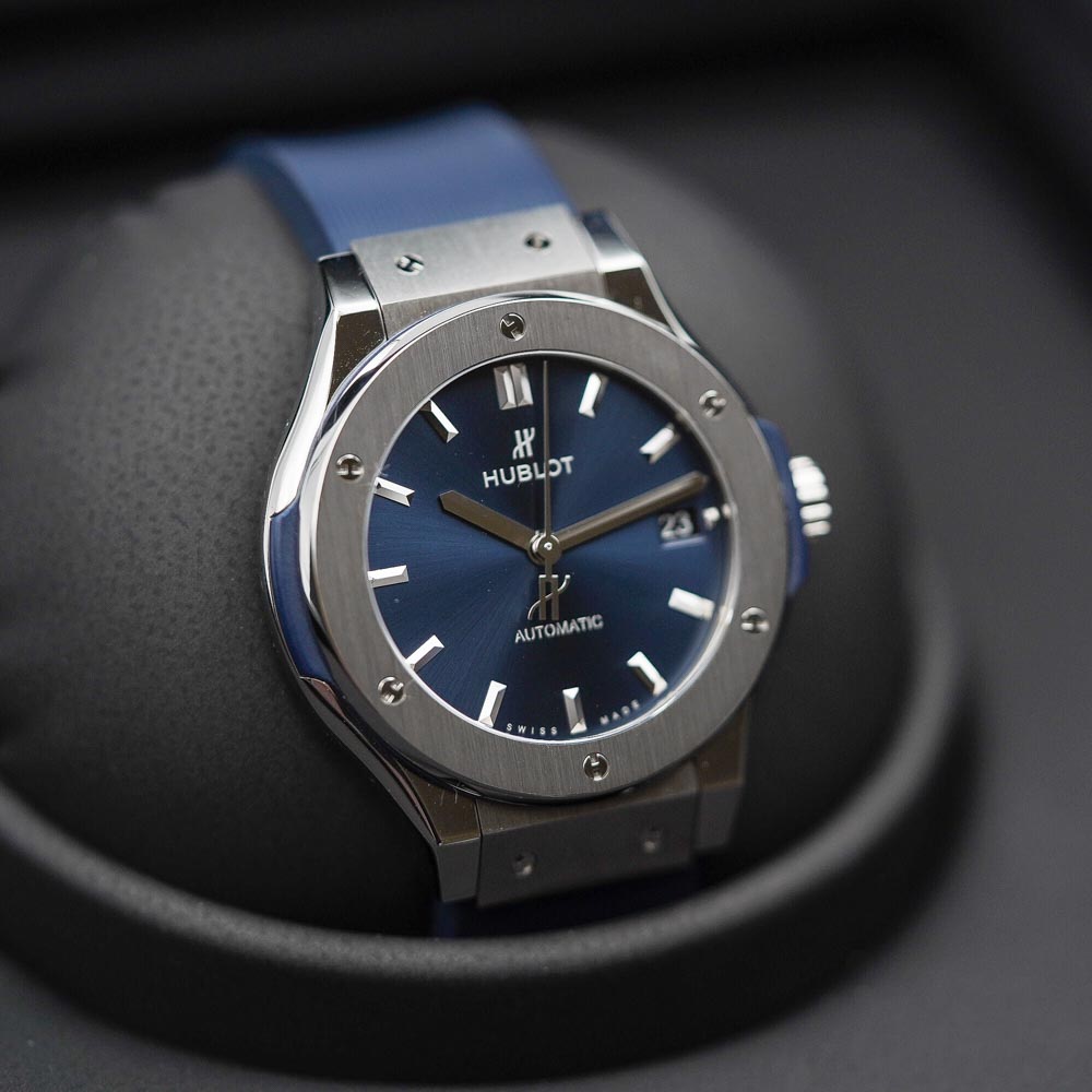 Hublot Classic Fusion 38 Titanium