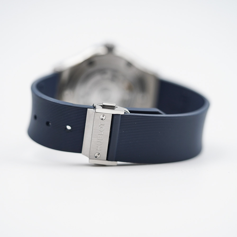 Hublot Classic Fusion 38 Titanium
