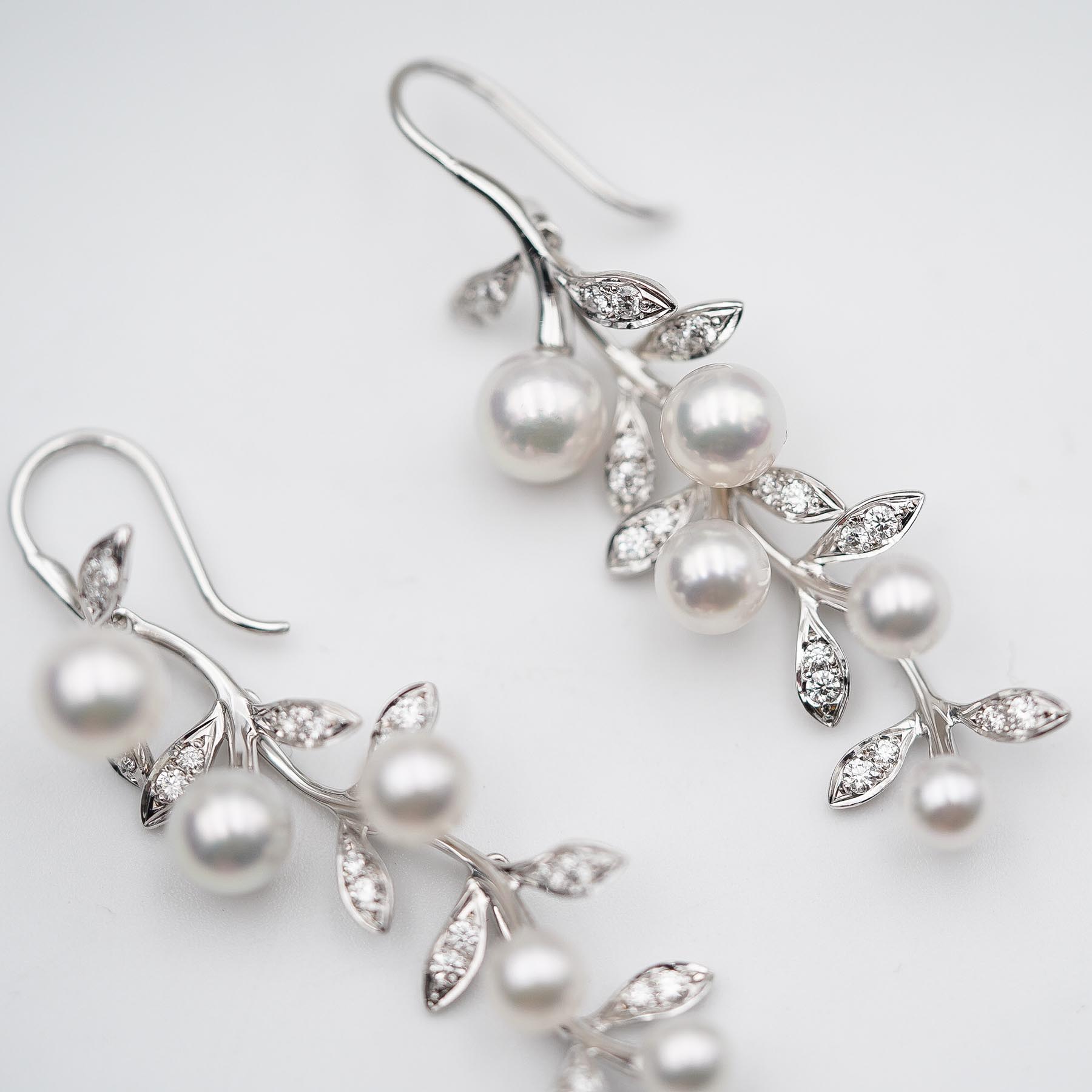Mikimoto Olive Earrings with Diamond in 18K White Gold