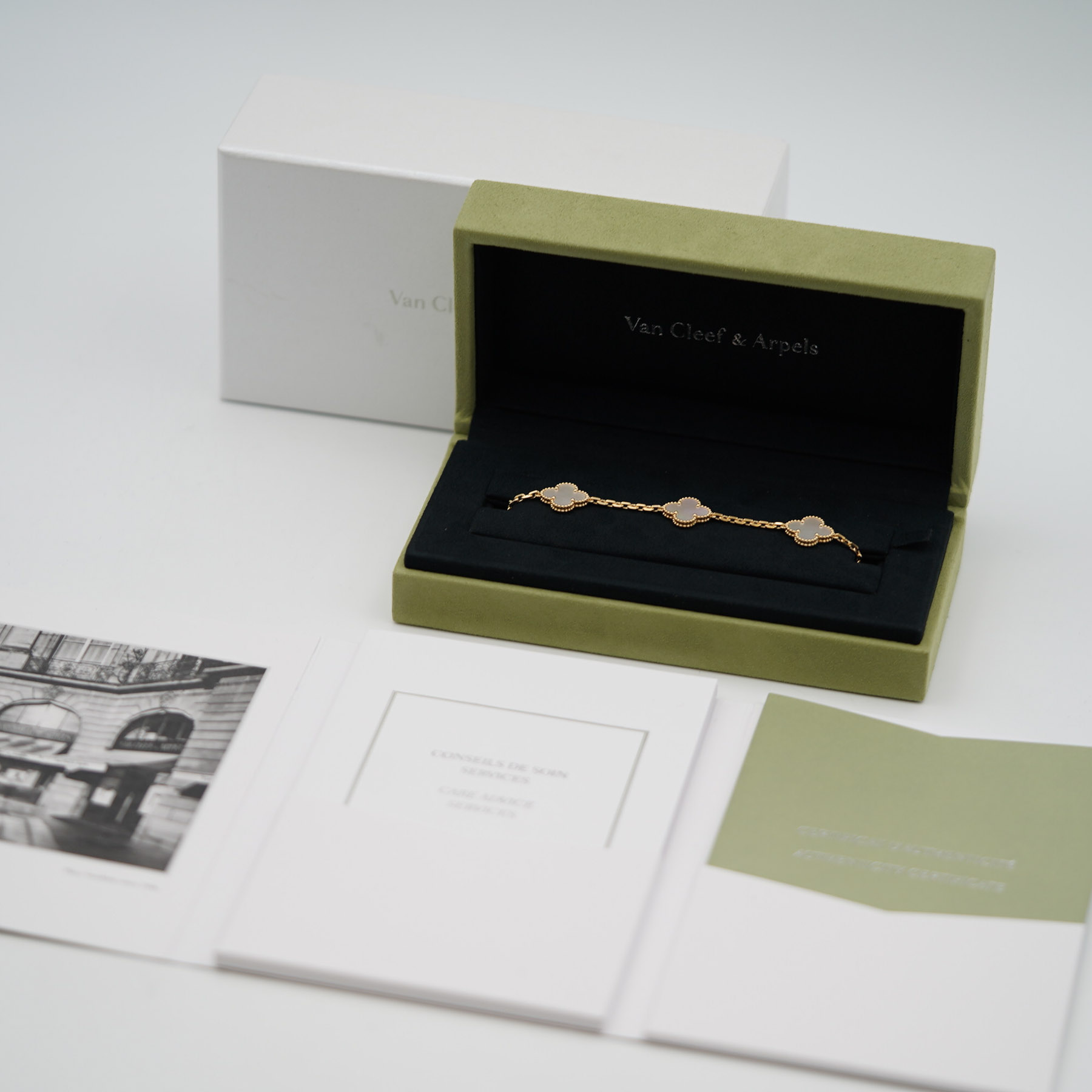 Van Cleef & Arpels Vintage Alhambra bracelet, 5 motifs