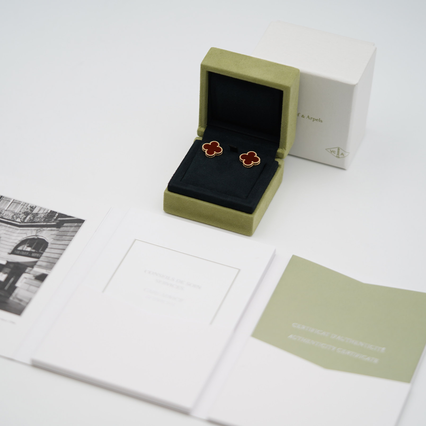 Van Cleef & Arpels Vintage Alhambra earrings