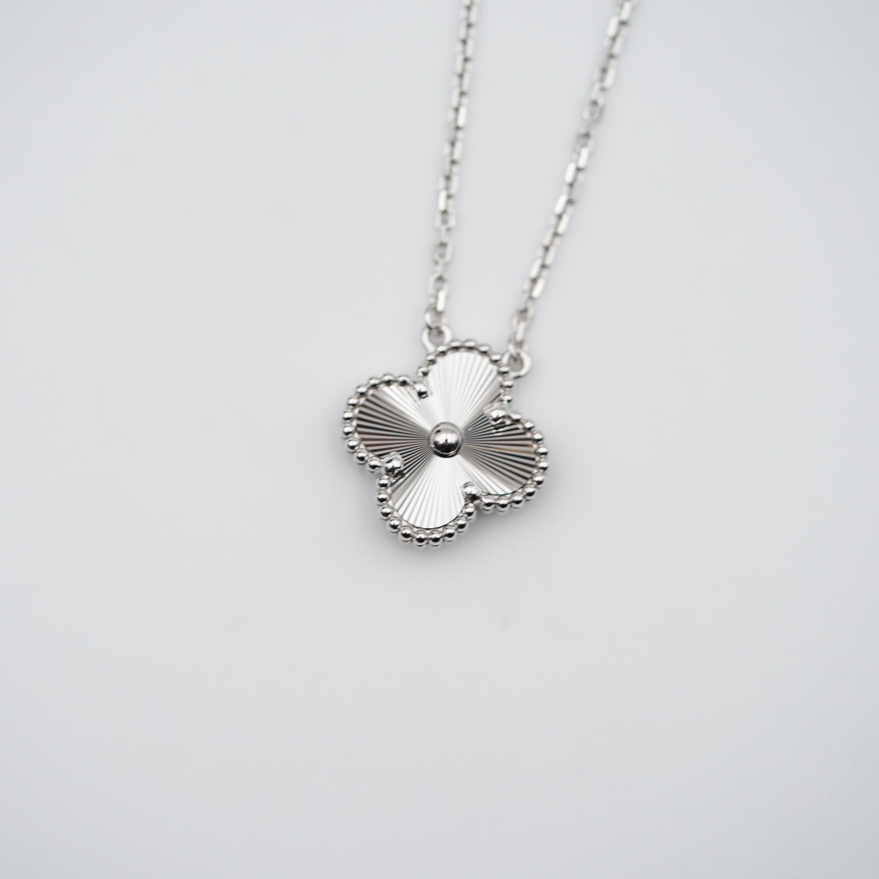 Van Cleef & Arpels Vintage Alhambra pendant