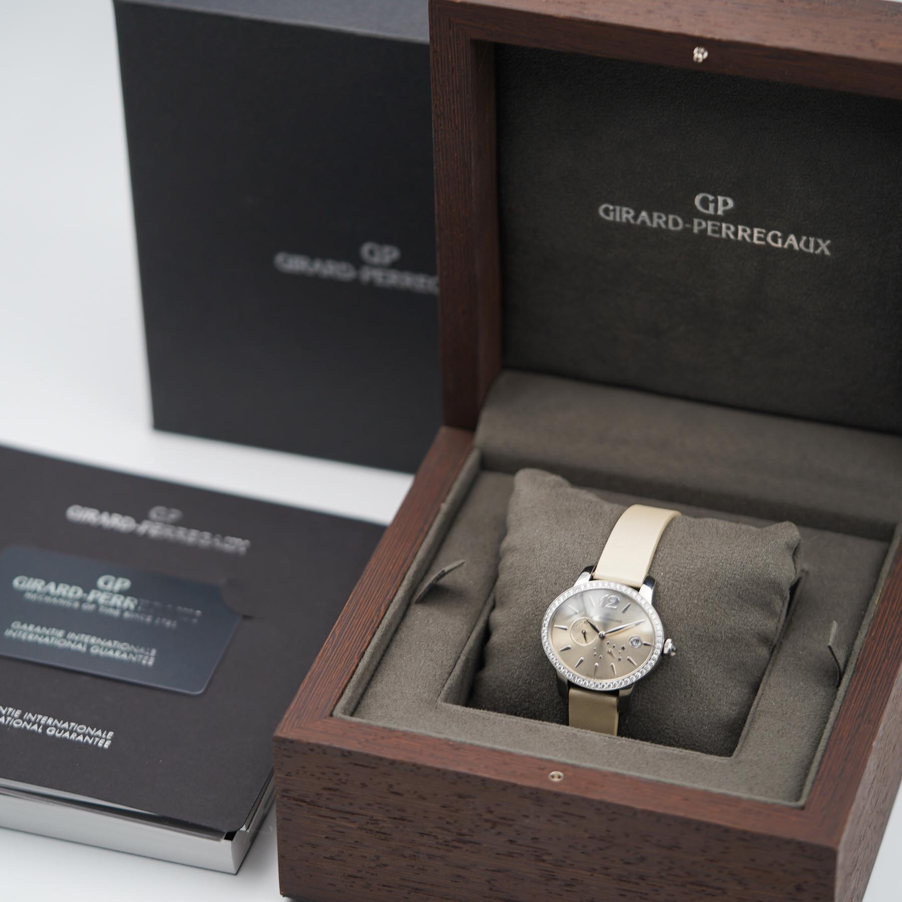 Girard-Perregaux Cat's Eye Power Reserve