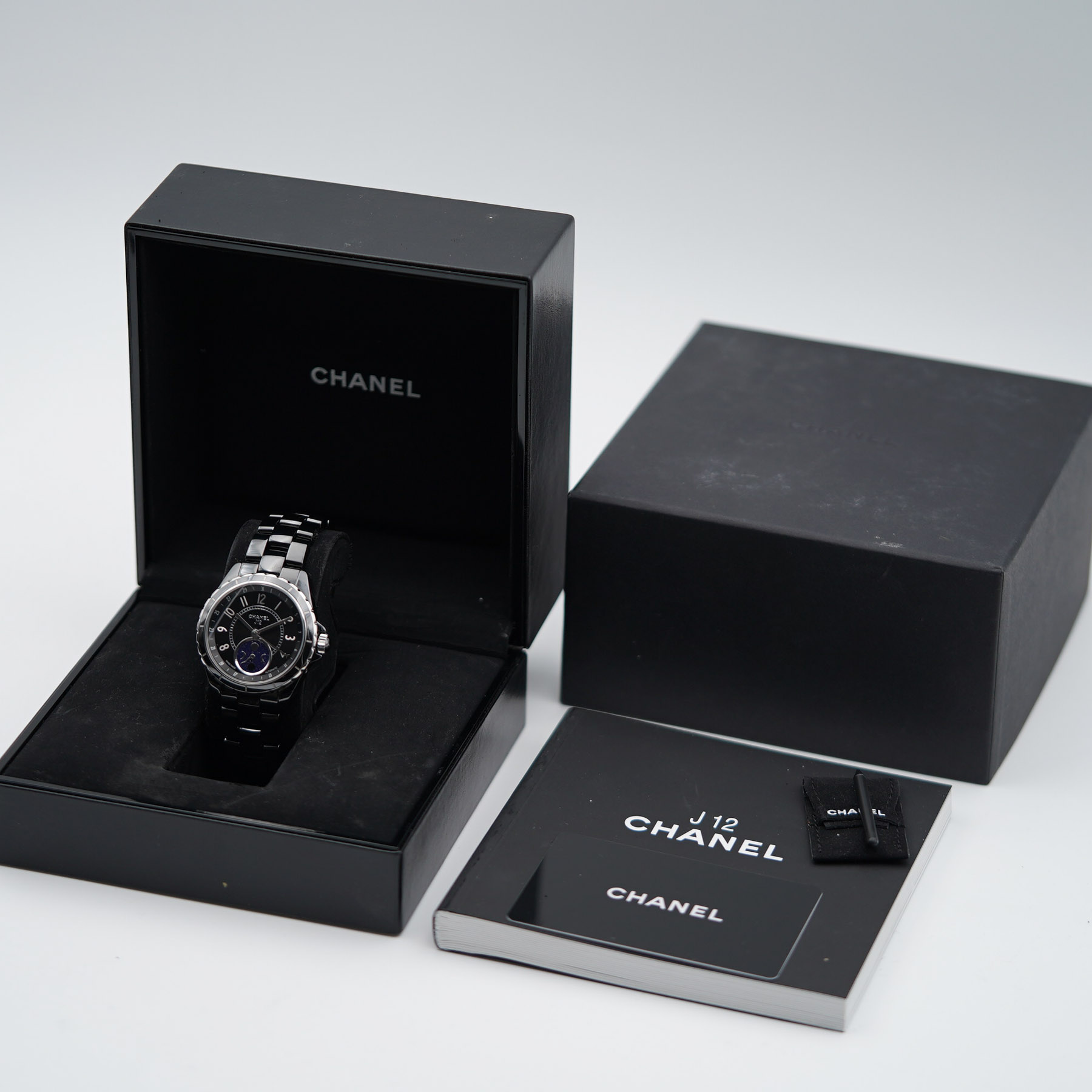 Chanel J12 Moonphase 38 mm