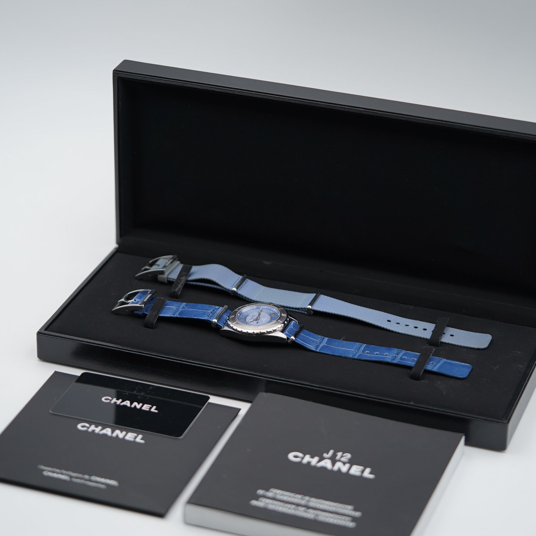 Chanel J12 G10 Automatic 38 mm