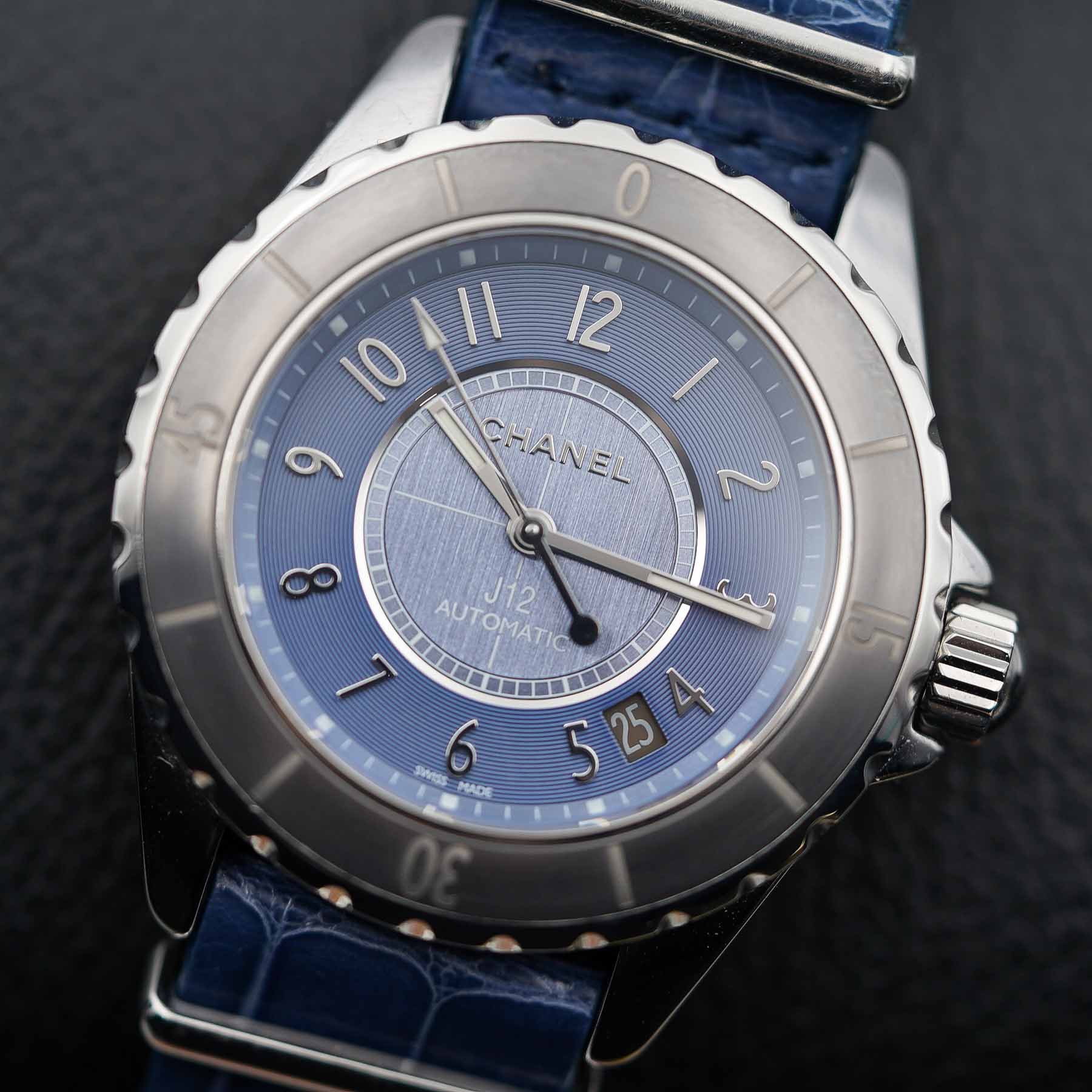 Chanel J12 G10 Automatic 38 mm