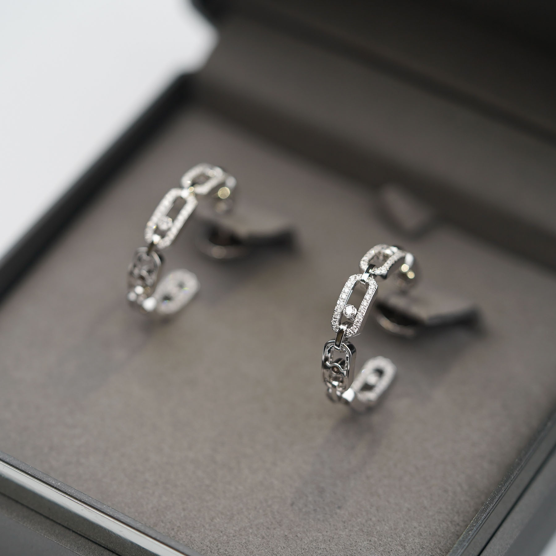 Messika Move Link SM Hoop Earrings