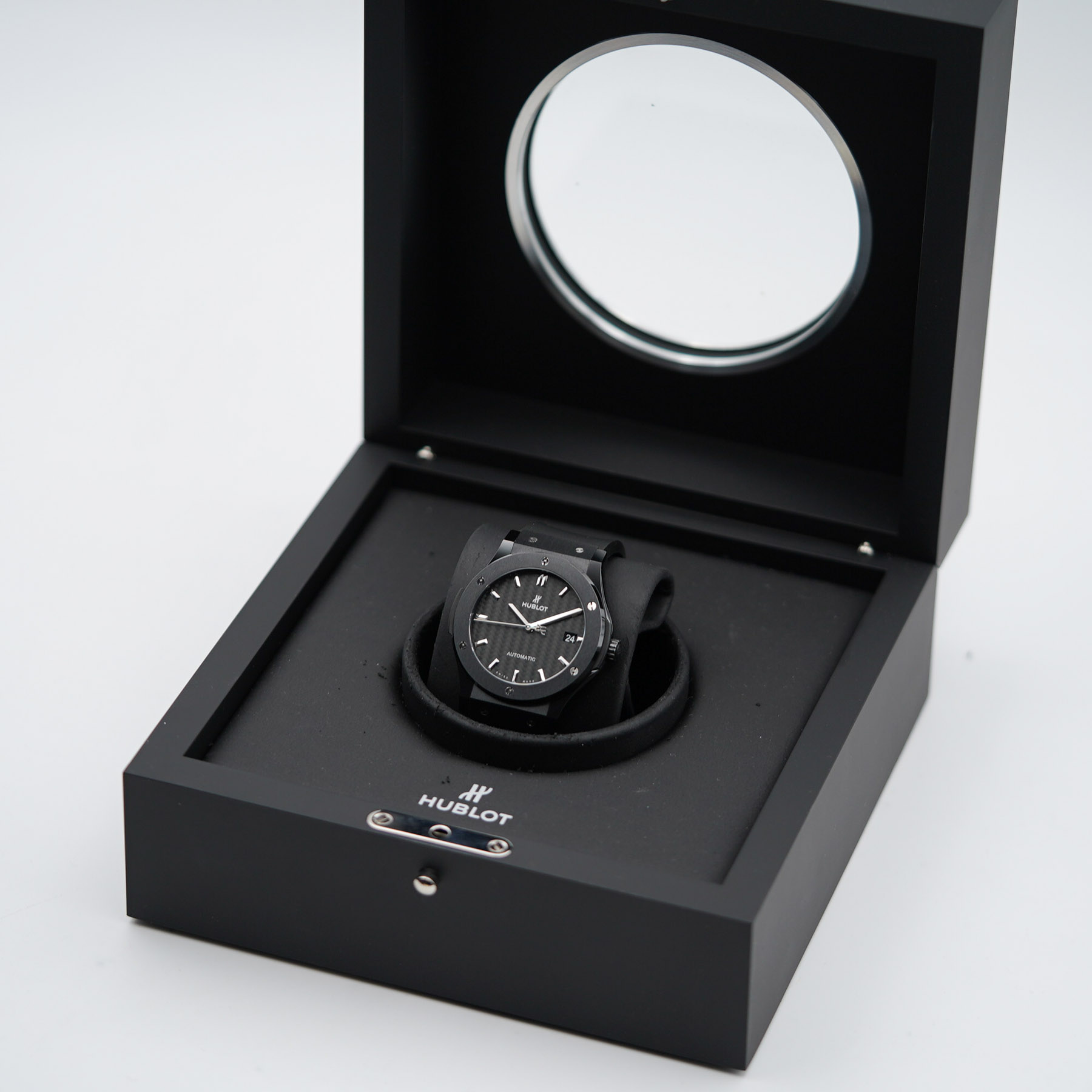Hublot Classic Fusion 45 Black Magic