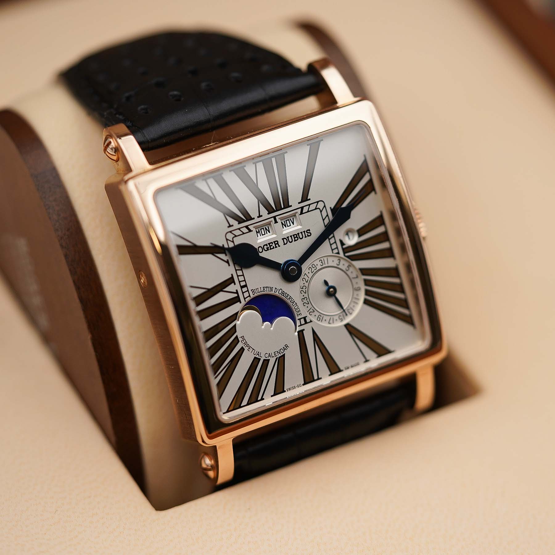 Roger Dubuis Golden Square Perpetual Calendar Limited 28