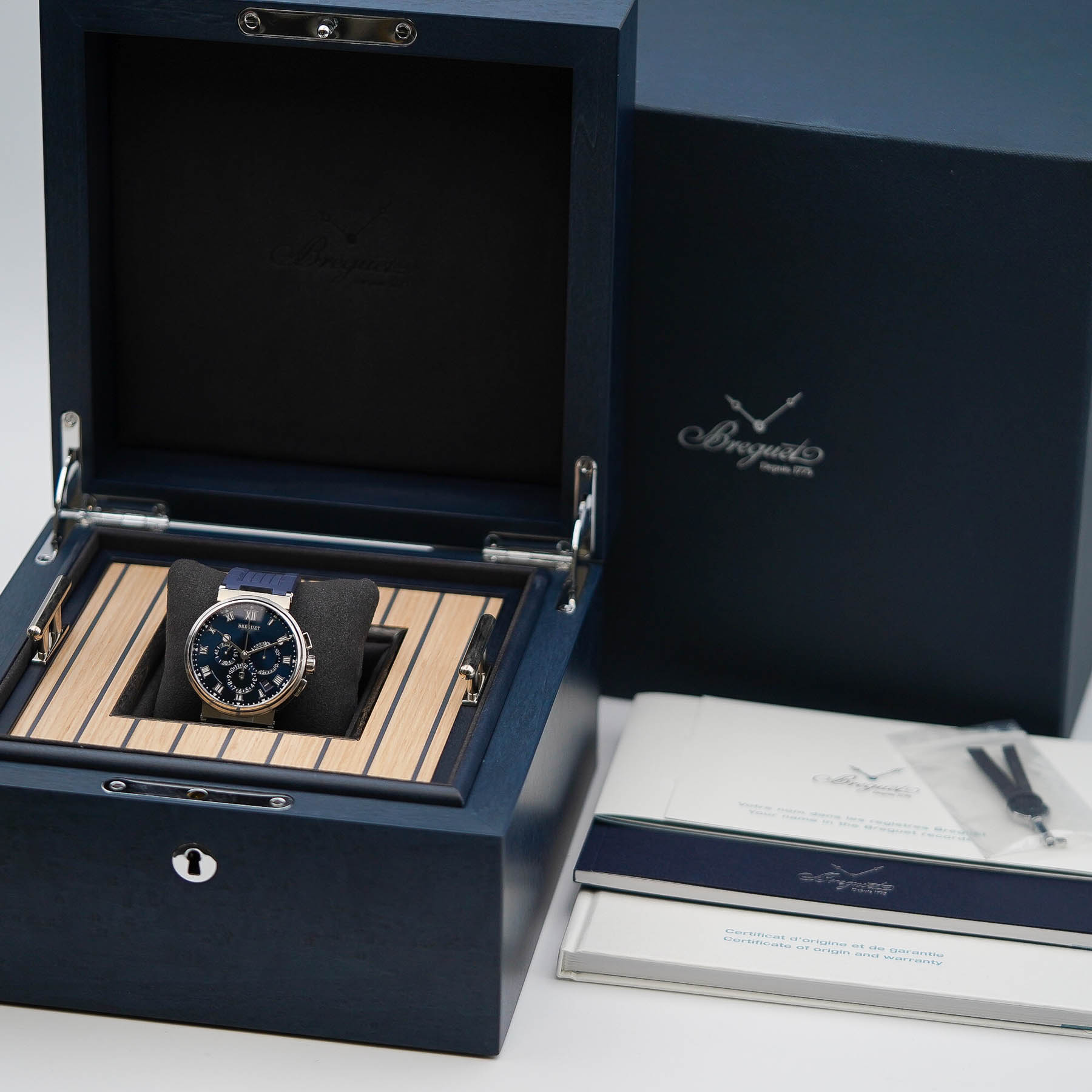 Breguet Marine Chronographe 5527