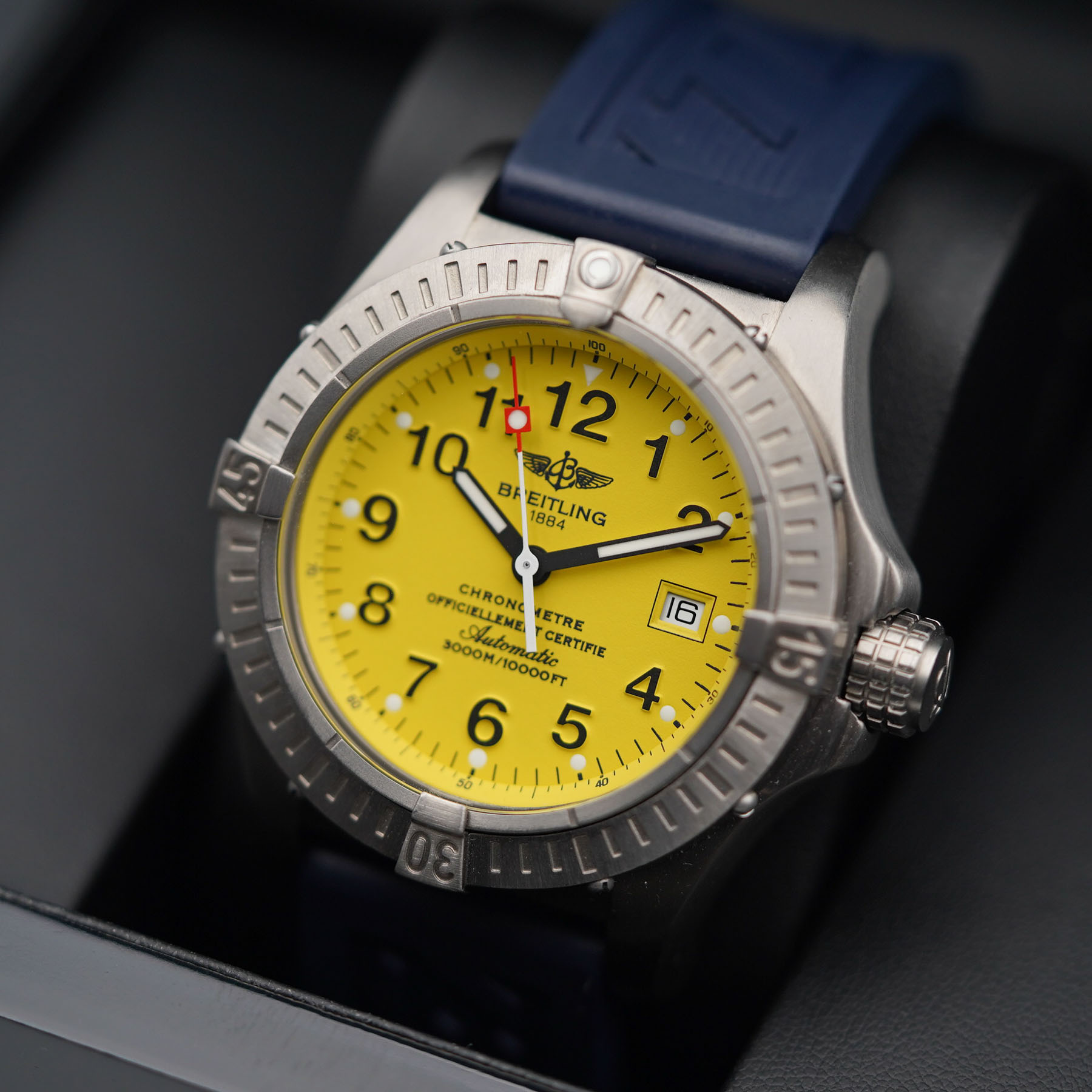 Breitling Avenger Automatic 45 Seawolf