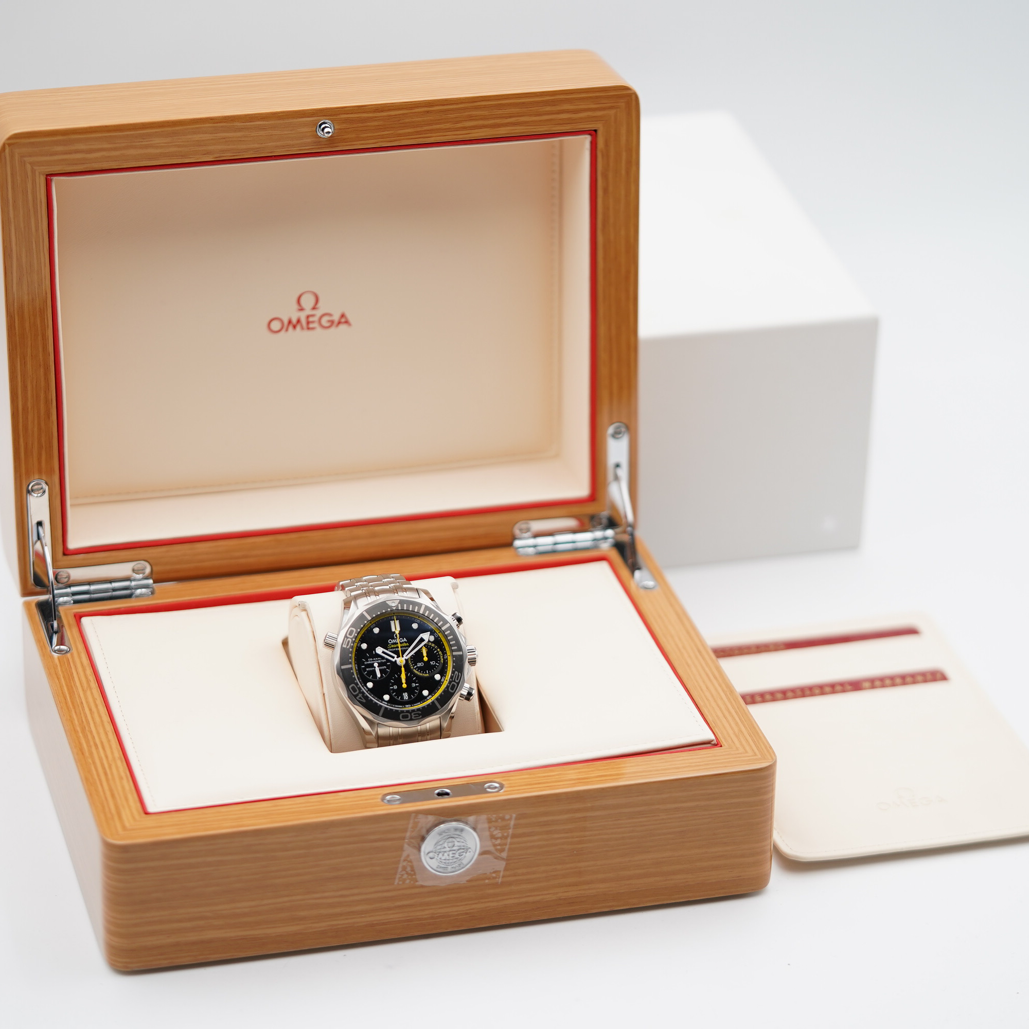 Omega Diver 300m Co-Axial Chronograph 44 mm