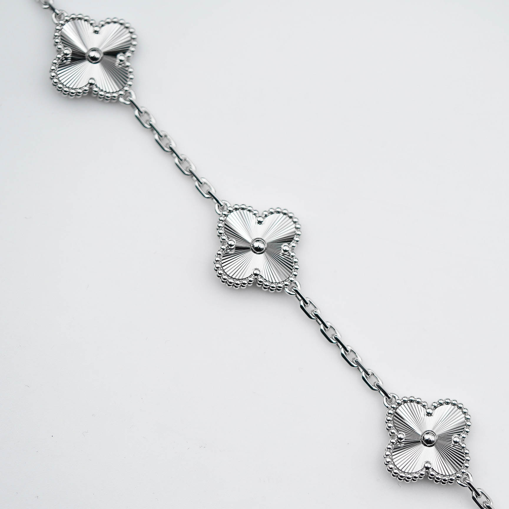 Van Cleef & Arpels Vintage Alhambra bracelet, 5 motifs