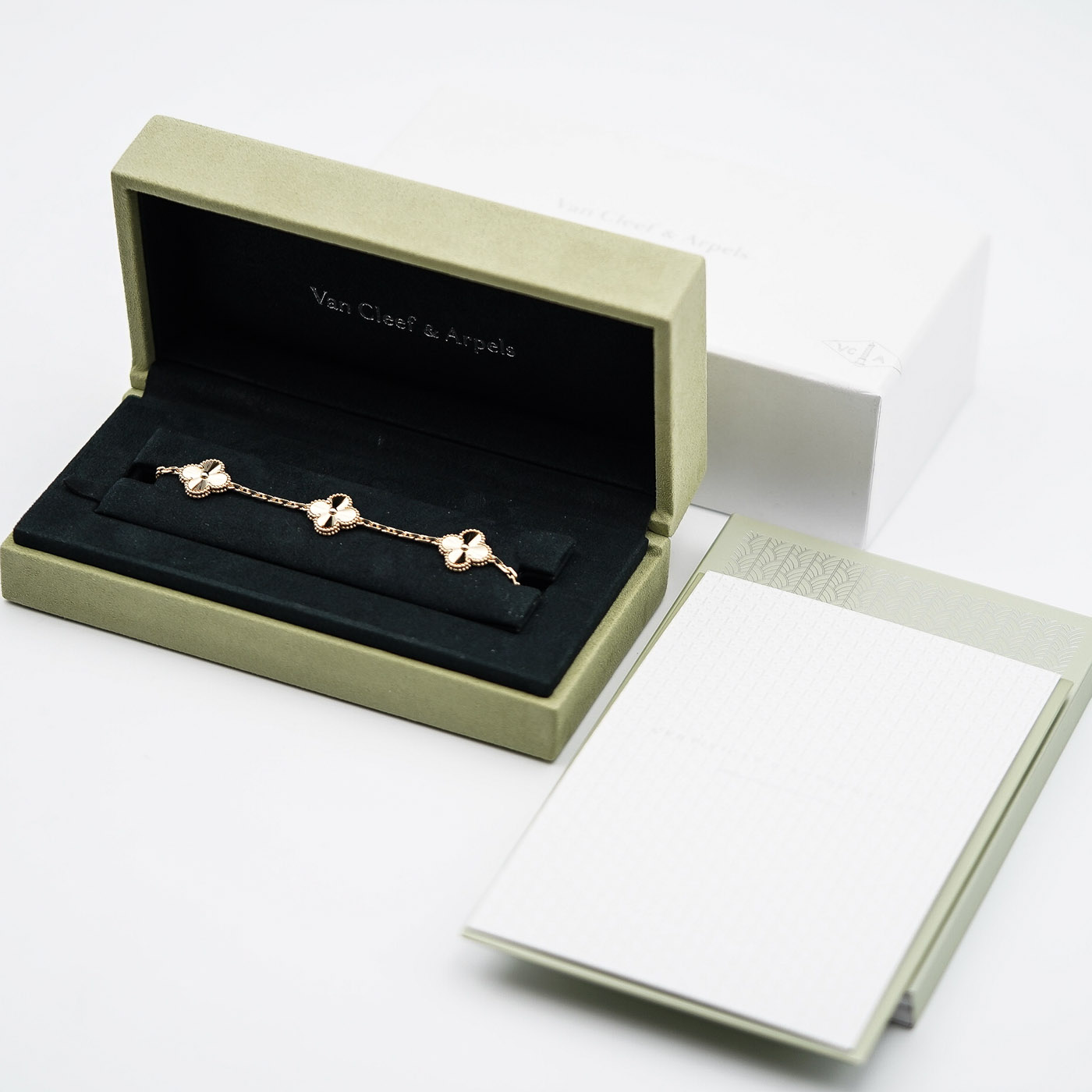 Van Cleef & Arpels Vintage Alhambra bracelet, 5 motifs