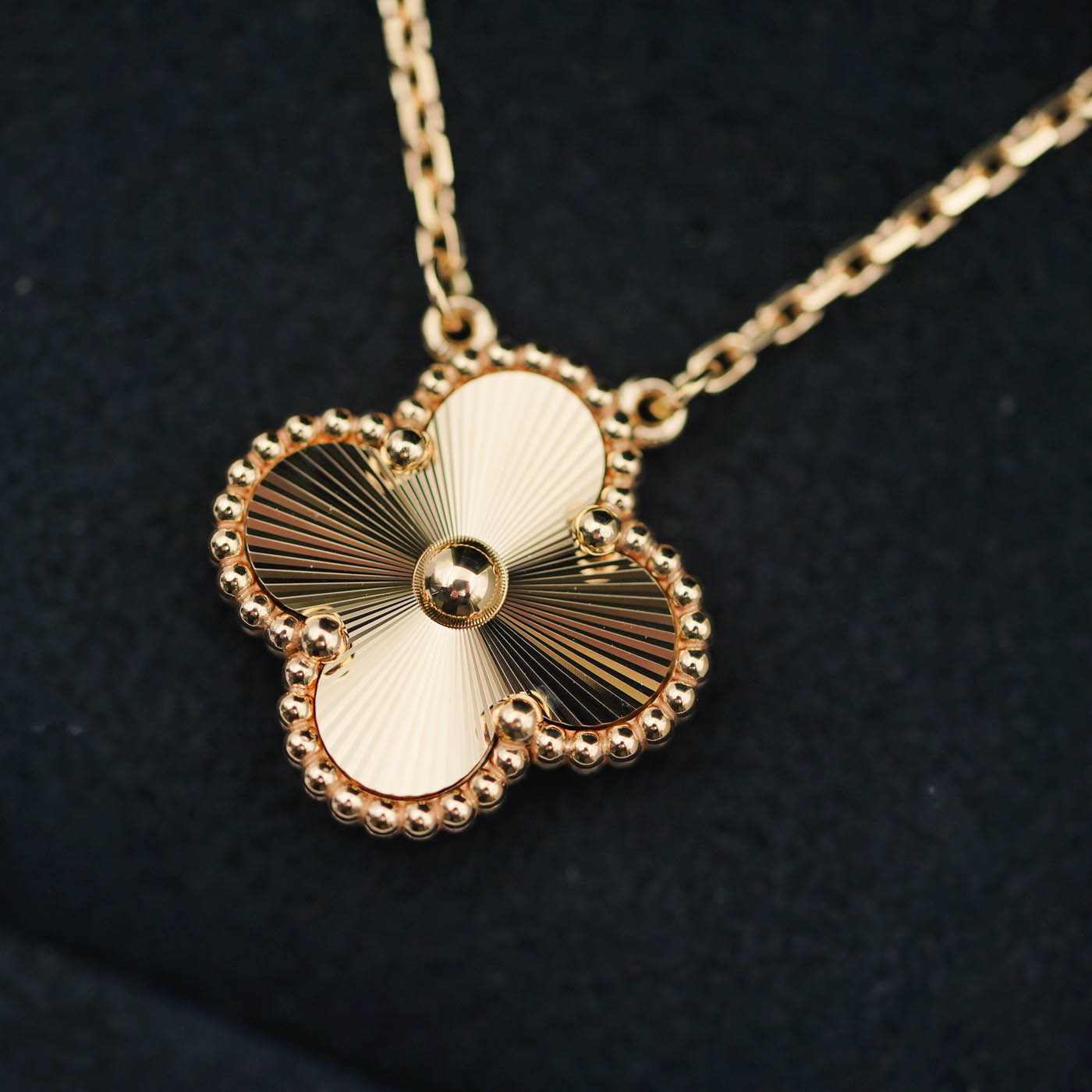 Van Cleef & Arpels Vintage Alhambra pendant