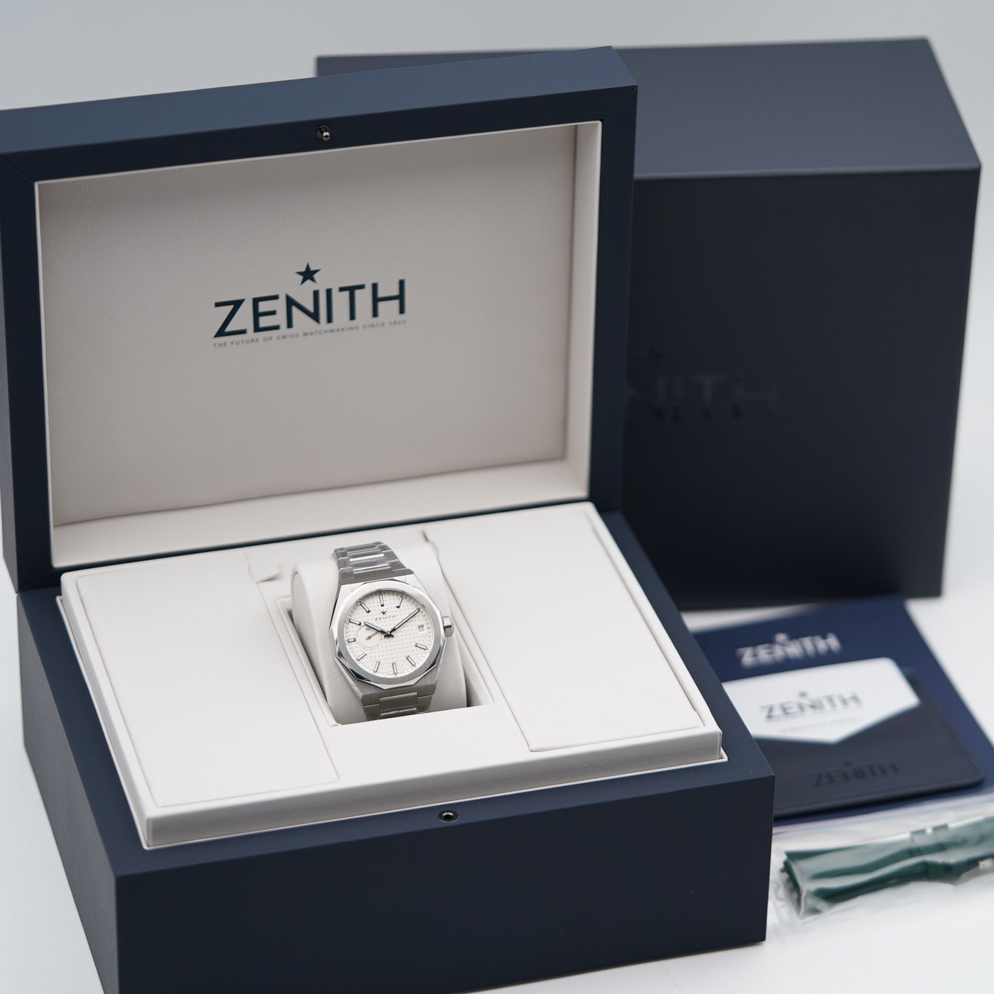Zenith Defy Skyline