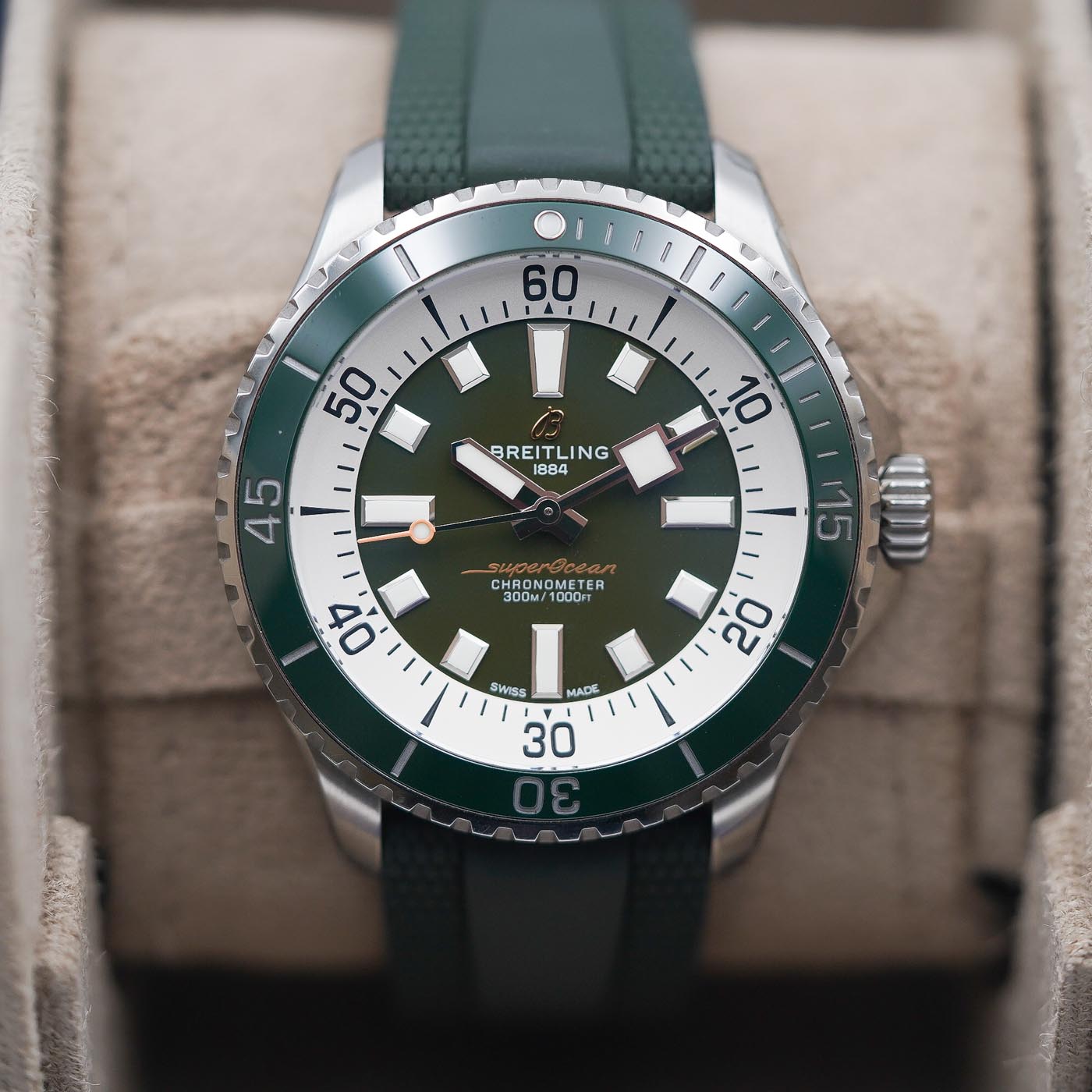 Breitling Superocean Automatic 44