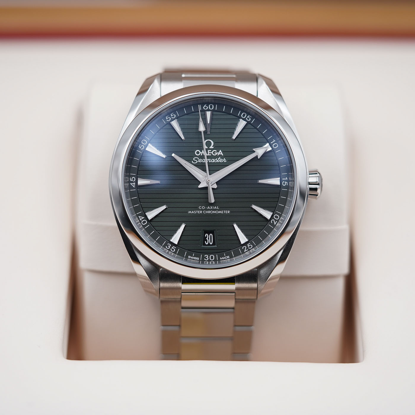 Omega Aqua Terra 150m Co-Axial Master Chronometer 41 mm
