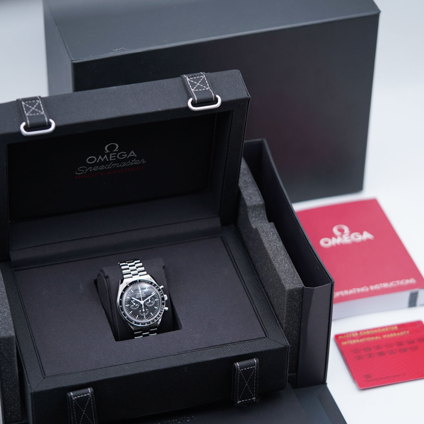 Omega Speedmaster Moonwatch Co-Axial Chronograph
