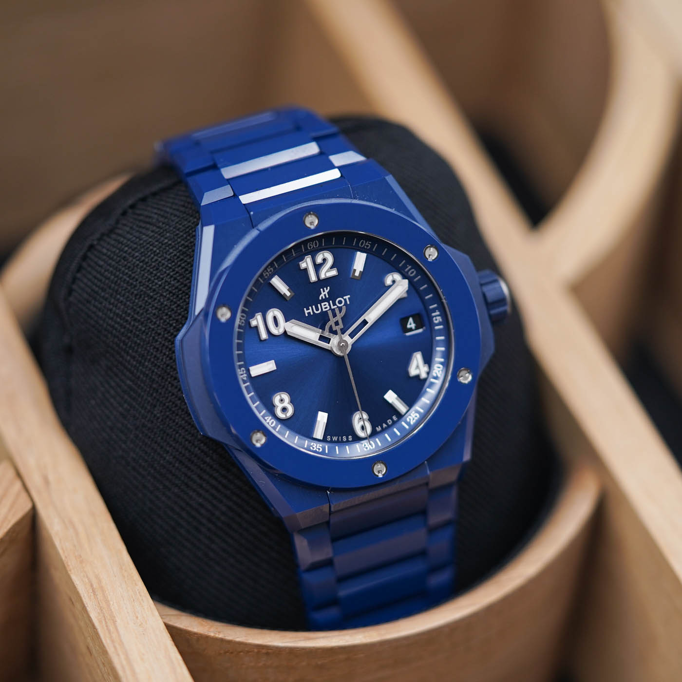Hublot Big Bang Integrated Blue Ceramic 38mm
