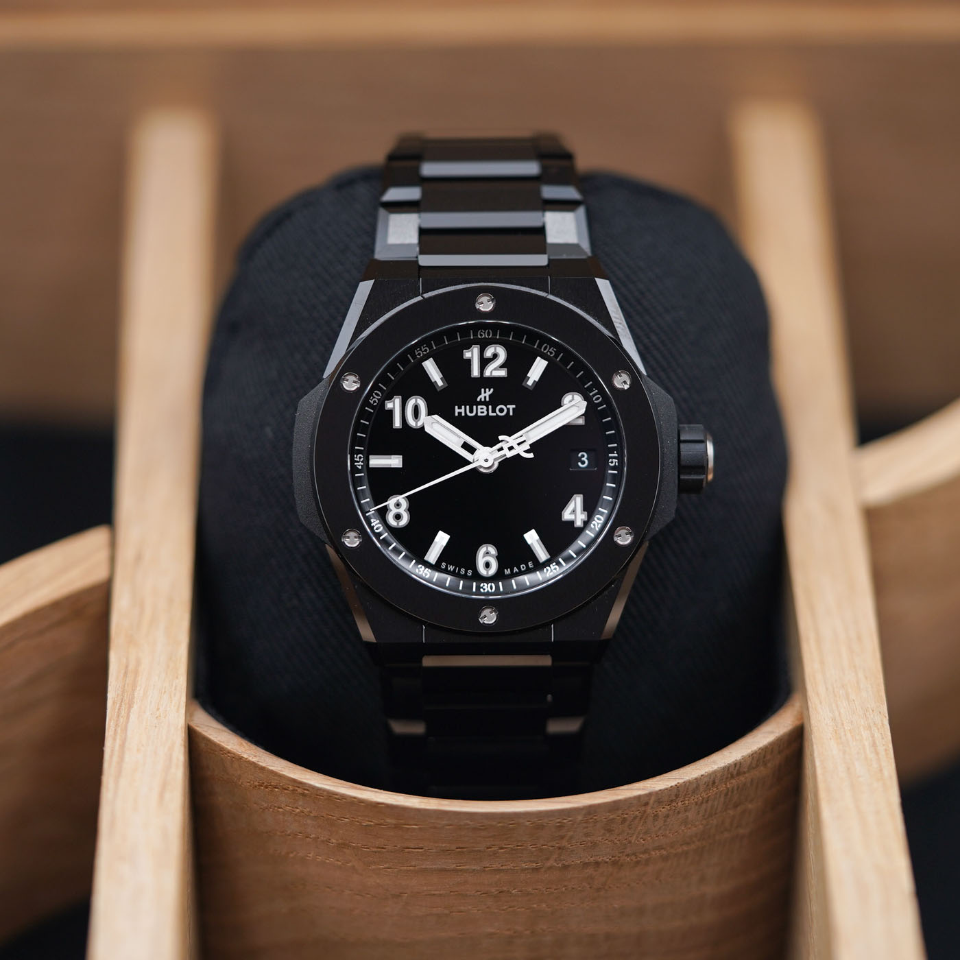 Hublot Big Bang Integrated Black Magic 38mm