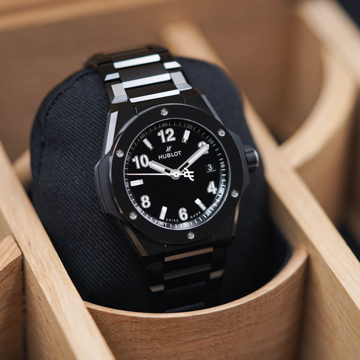 Hublot Big Bang Integrated Black Magic 38mm
