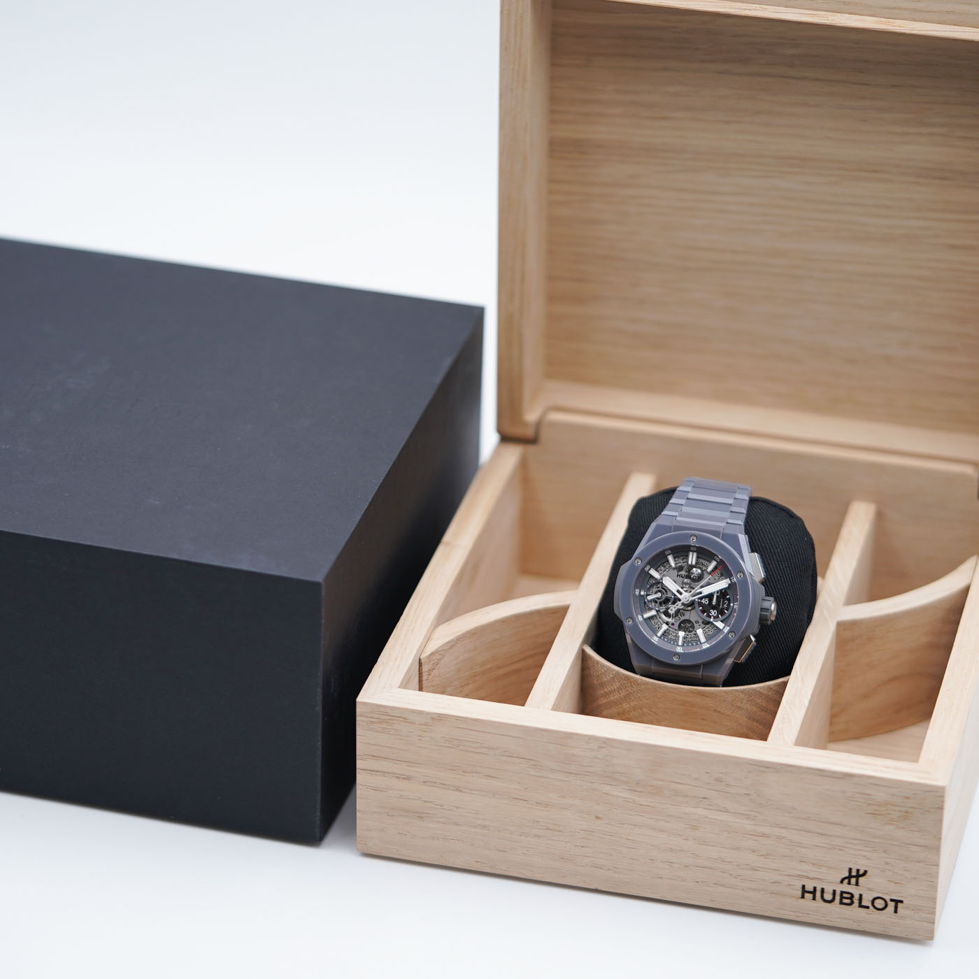 Hublot Big Bang Integrated Grey Ceramic