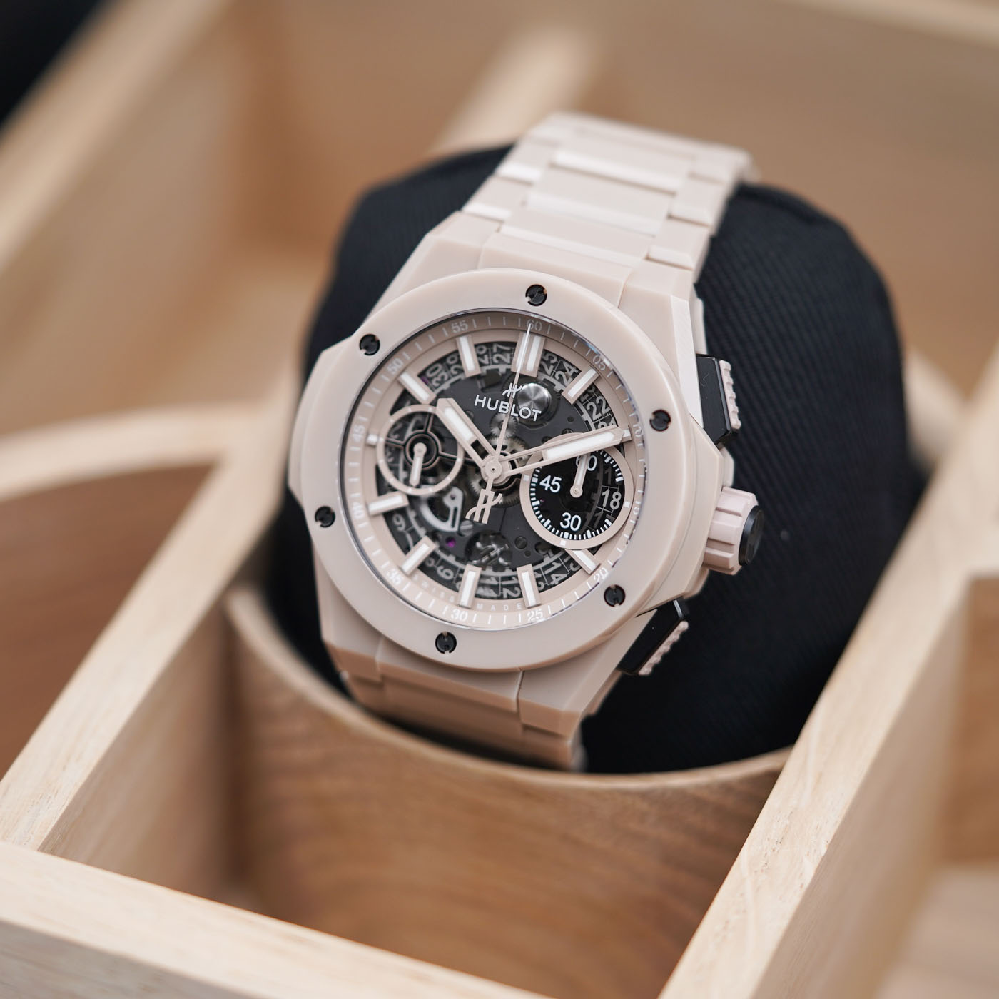 Hublot Big Bang Integrated Beige Ceramic