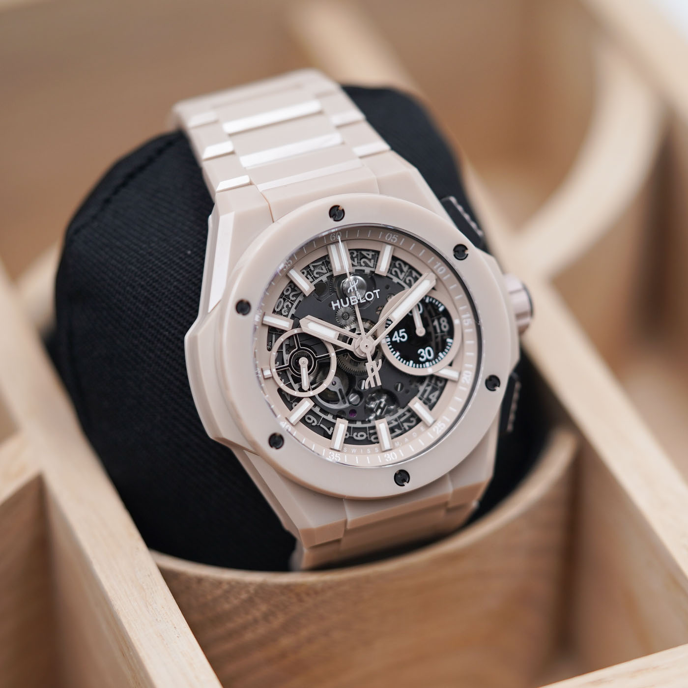 Hublot Big Bang Integrated Beige Ceramic