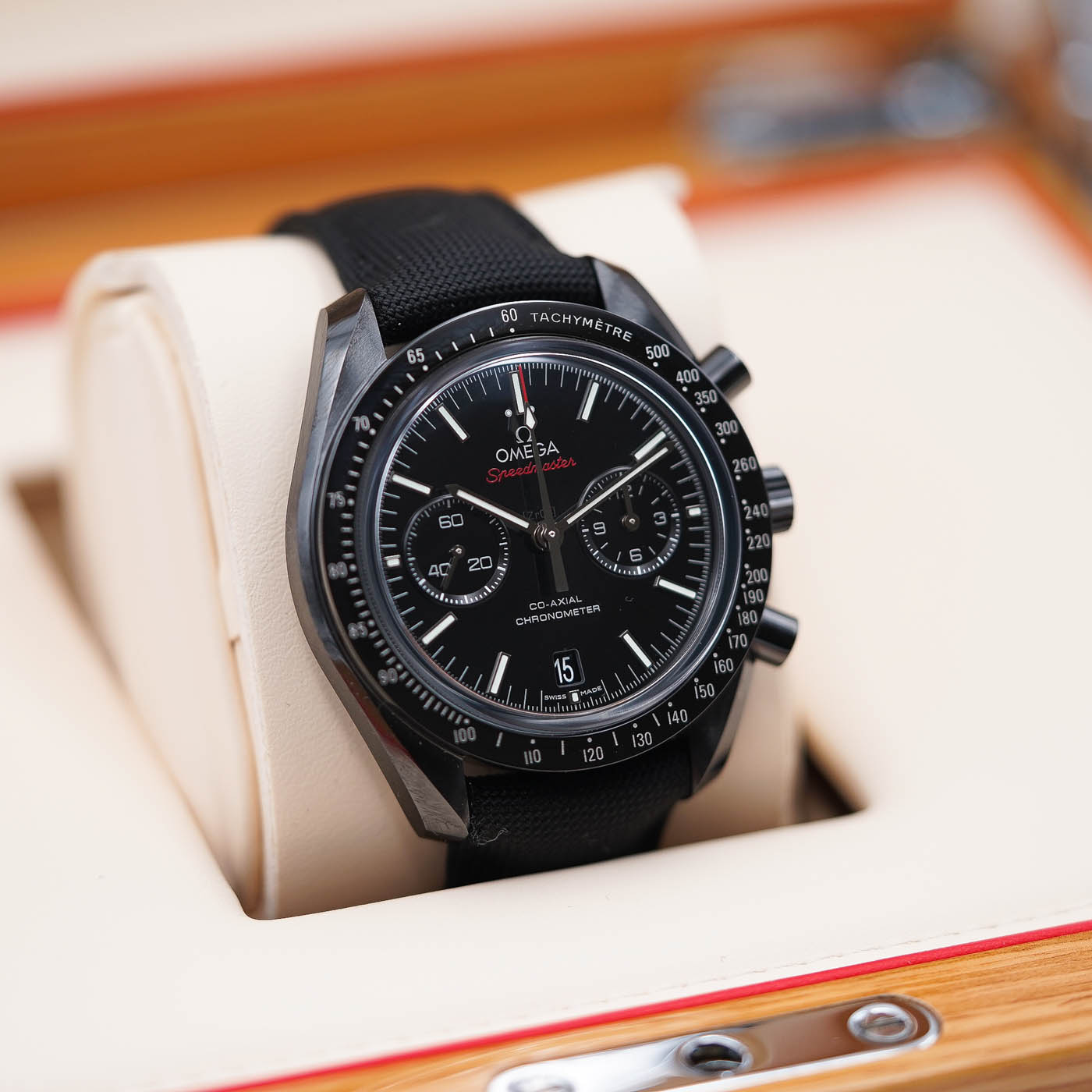 Omega Dark Side Of The Moon Chronograph 44.25 mm 