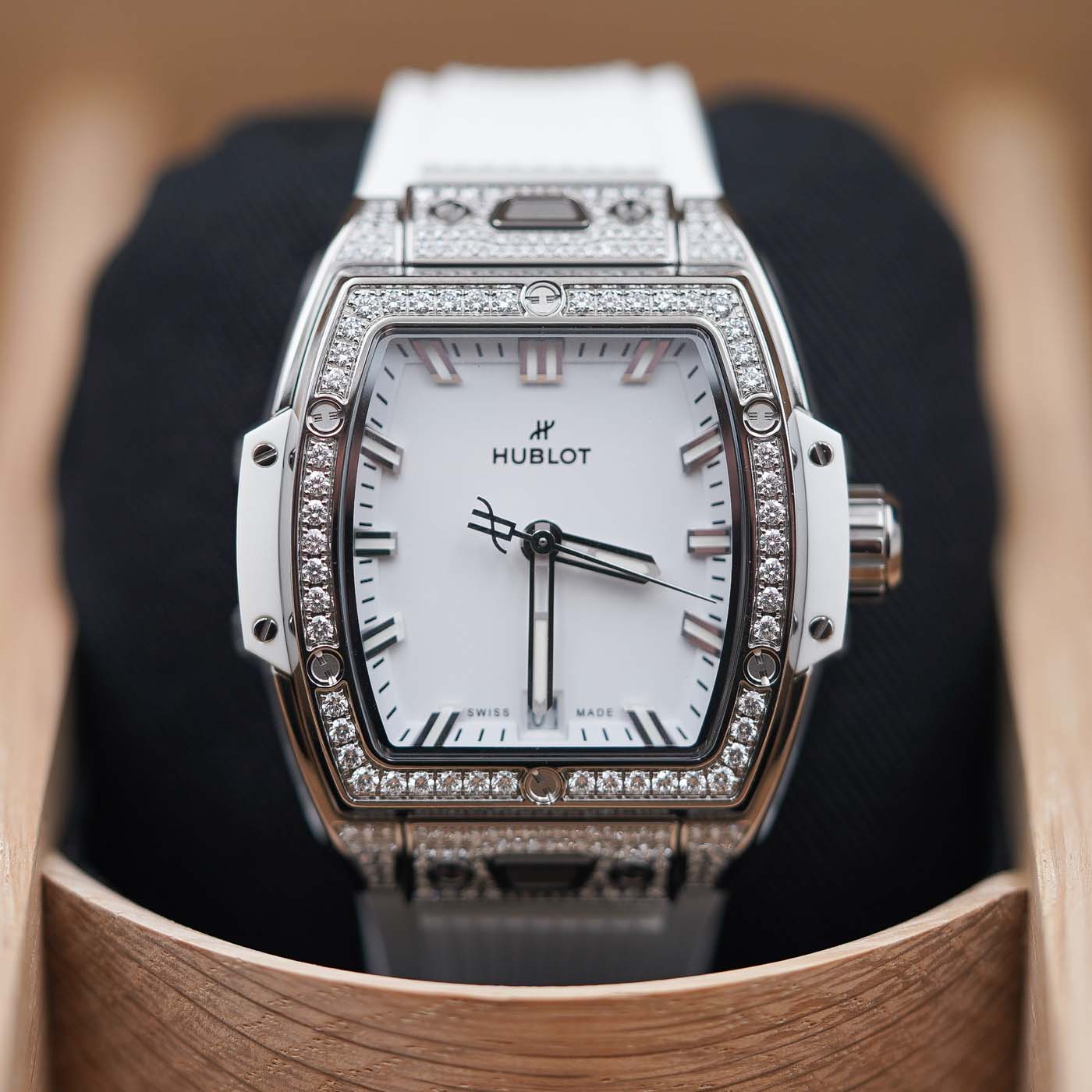Hublot Spirit of Big Bang Titanium White Pave