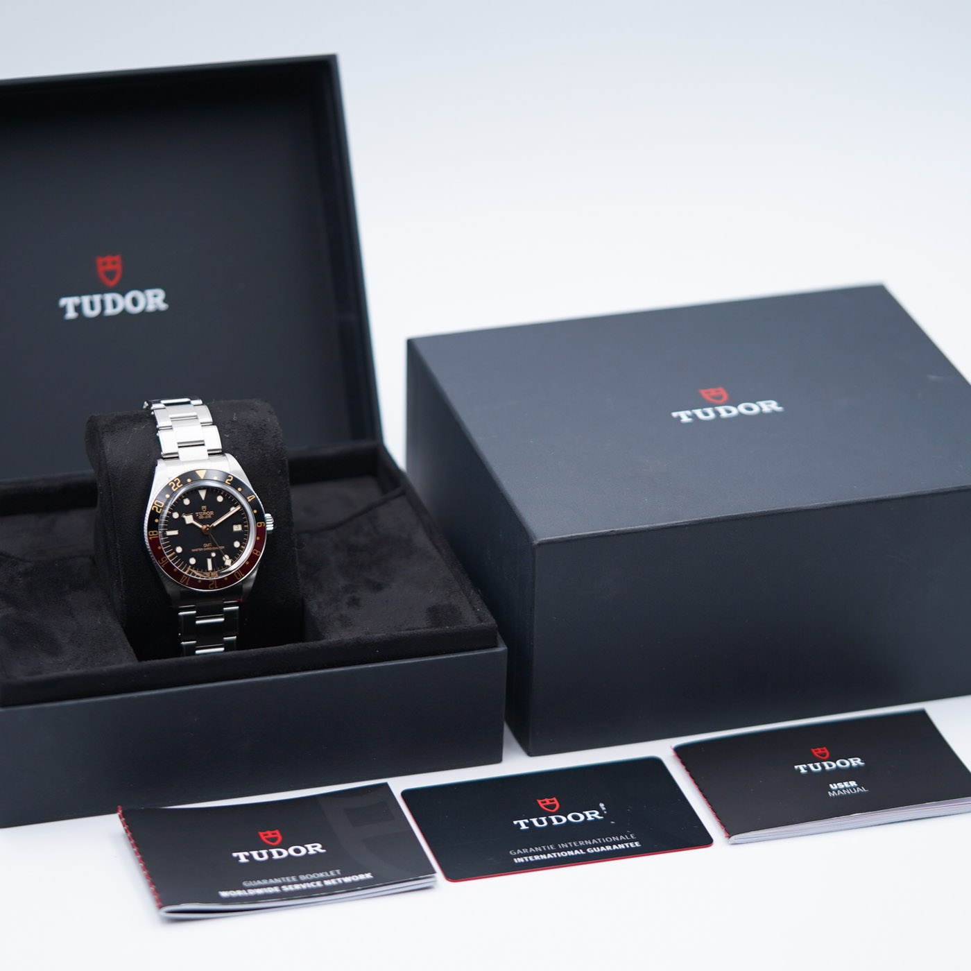 Tudor Black Bay GMT