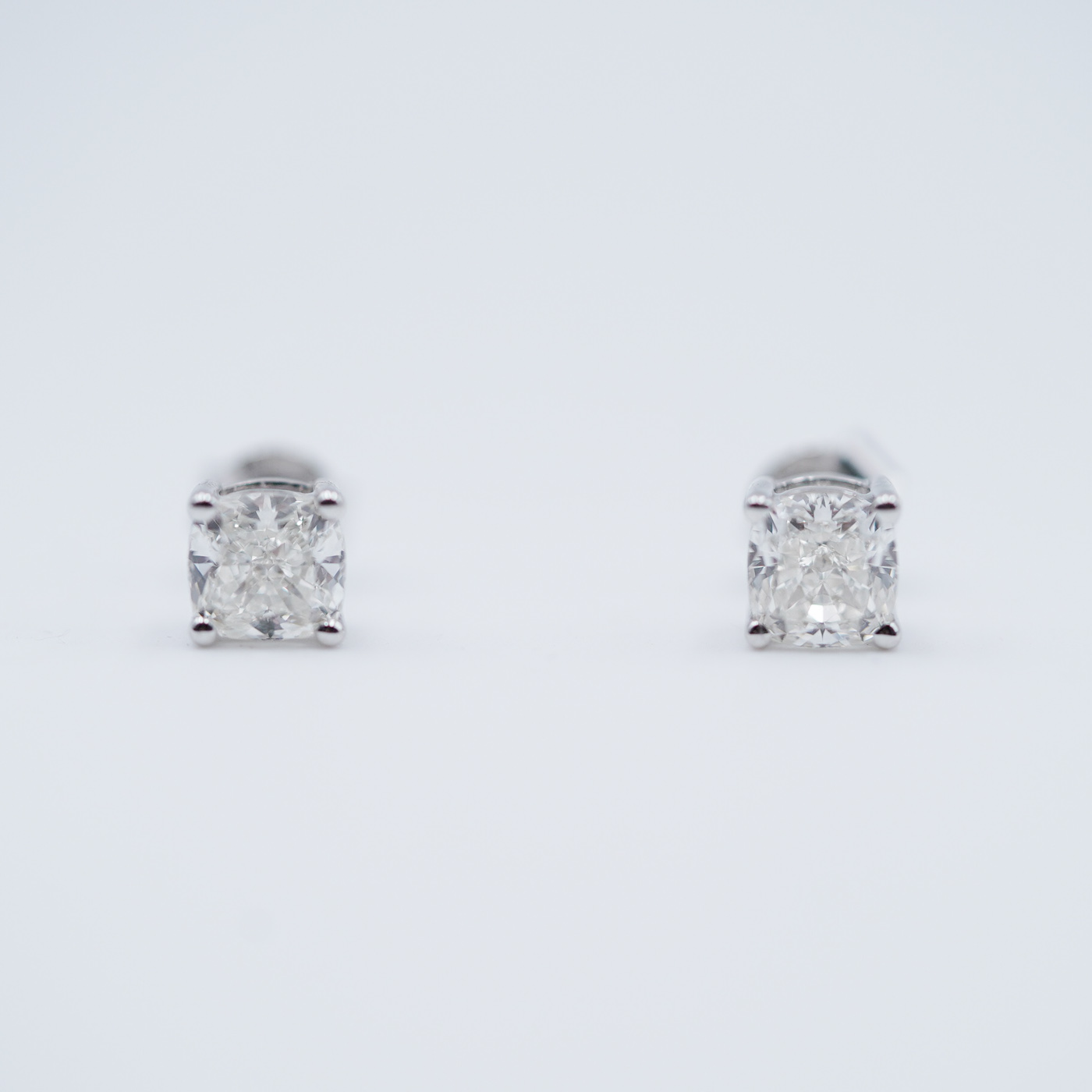 Jewellery Cushion Diamond 2ct Solitare Stud