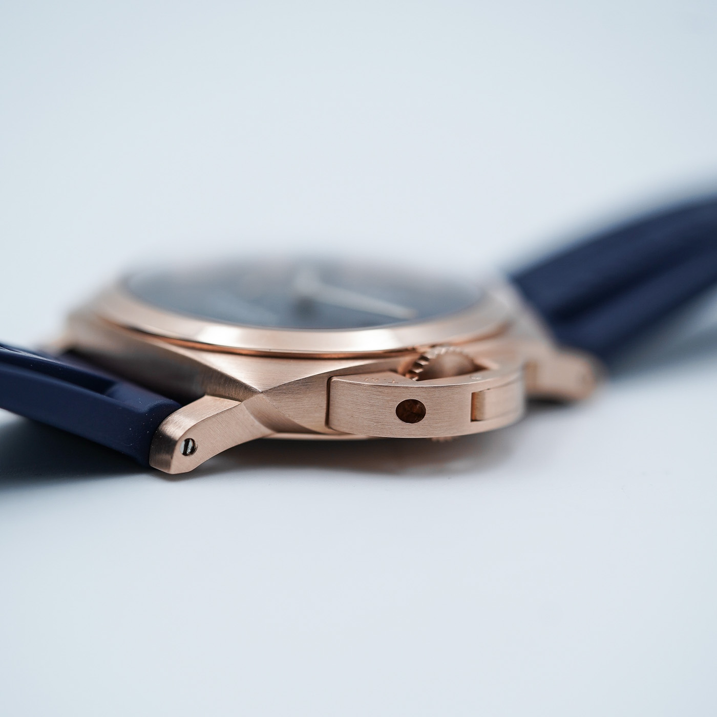 Panerai Luminor Marina Goldtech™ - 44 Mm