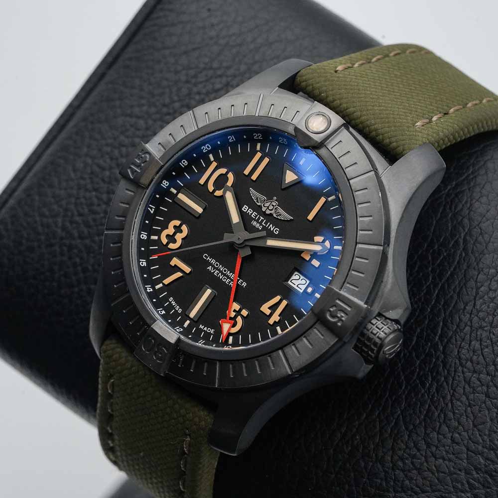Breitling Avenger Automatic GMT 45 Night Mission 