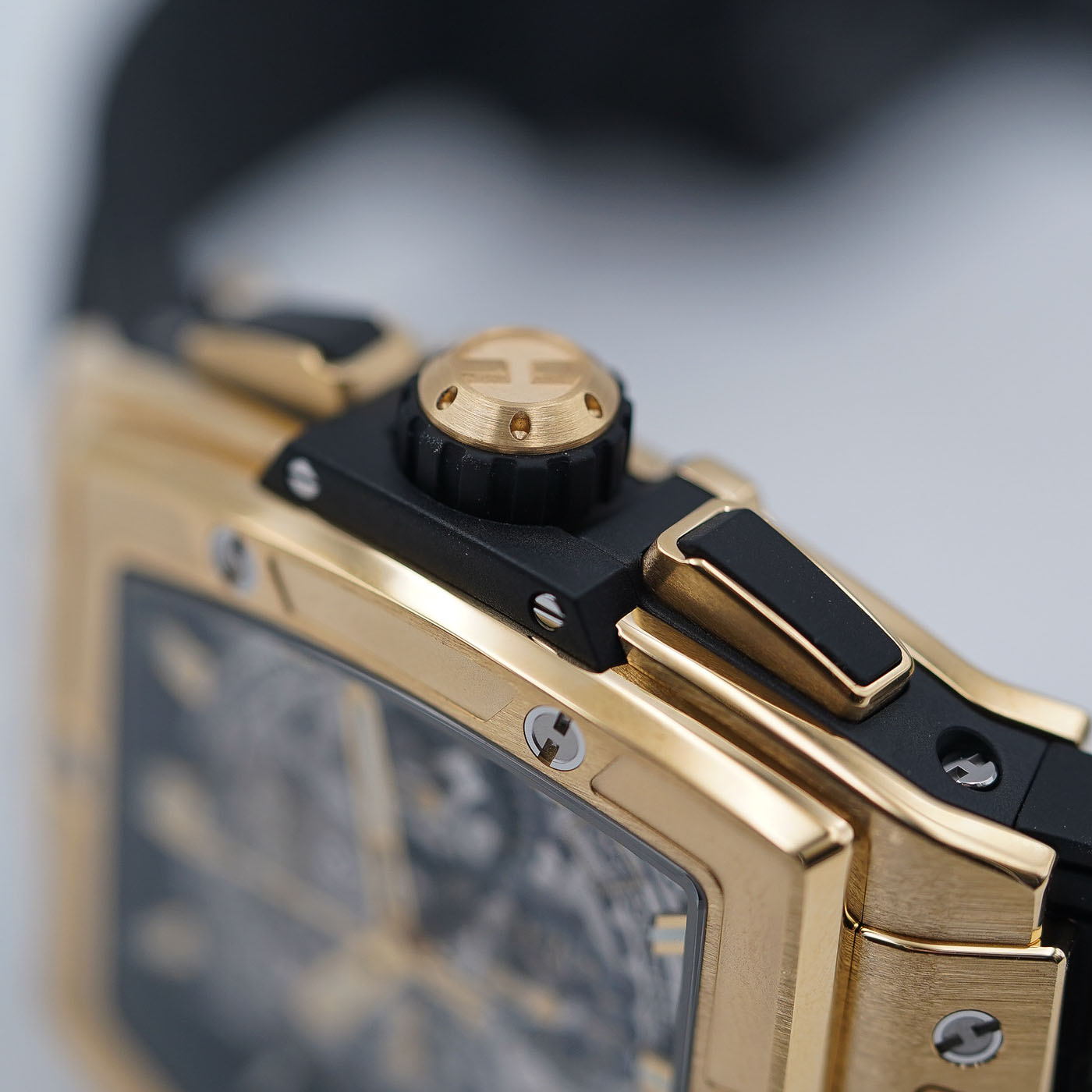 Hublot Spirit of Big Bang Yellow Gold 