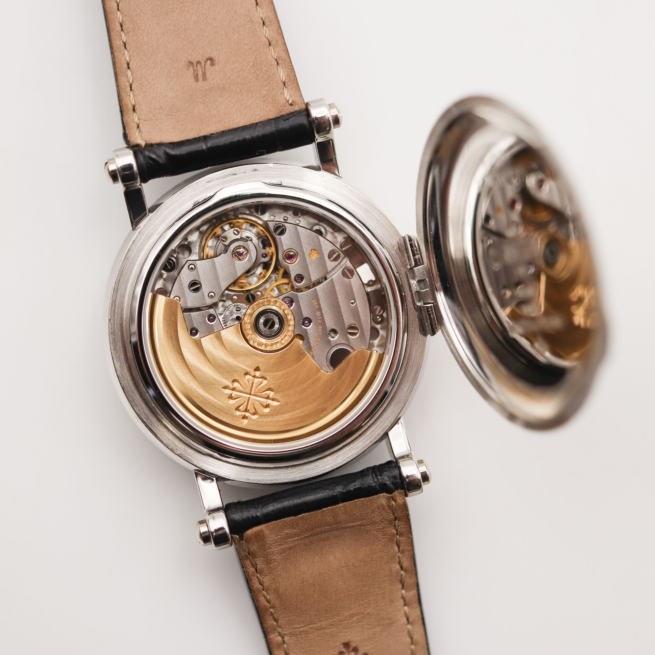 retrograde-perpetual-calendar-patek-philippe-5059p