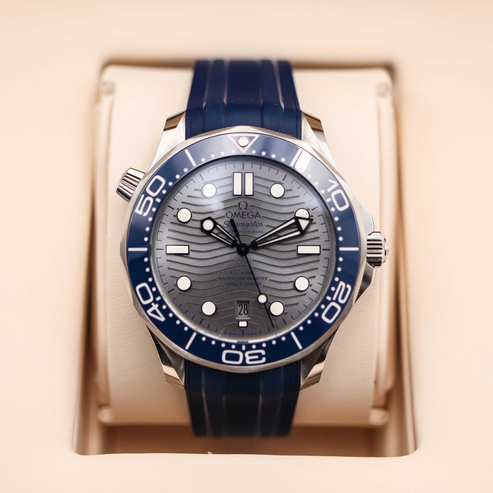 Omega Seamaster Diver 300M Co-Axial Master Chronometer