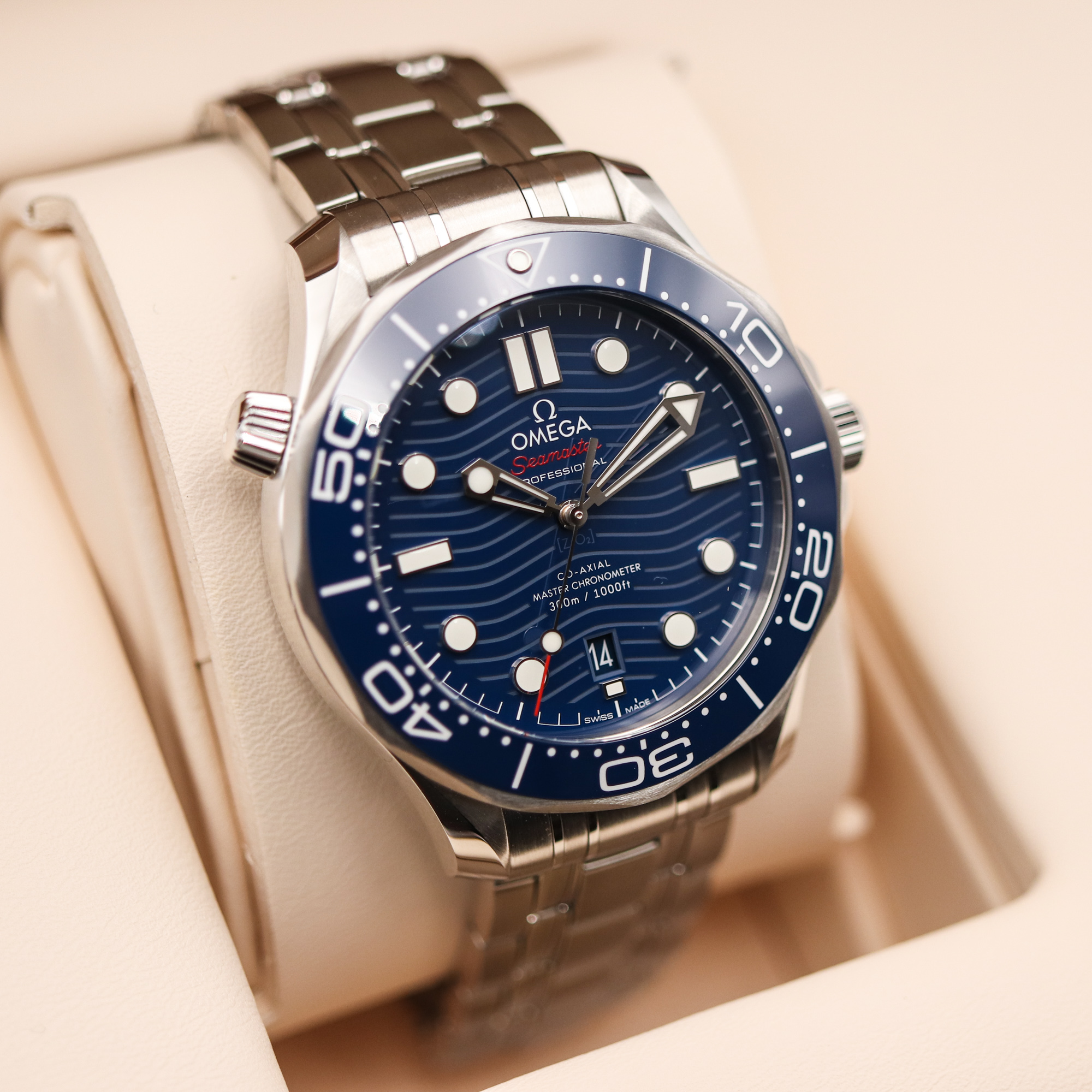 Omega Seamaster Diver 300M Co-Axial Master Chronometer