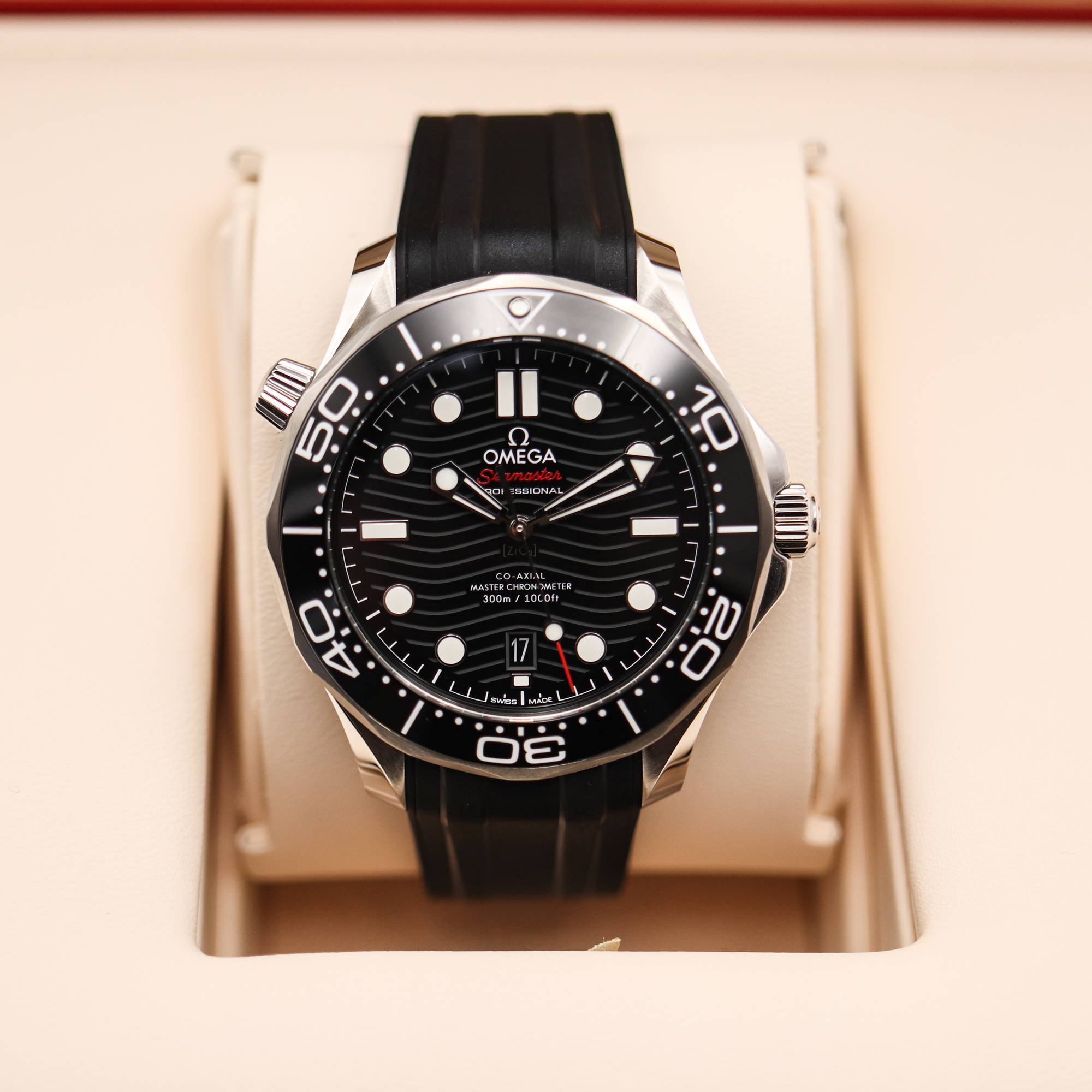 Omega Seamaster Diver 300M Co-Axial Master Chronometer 42mm