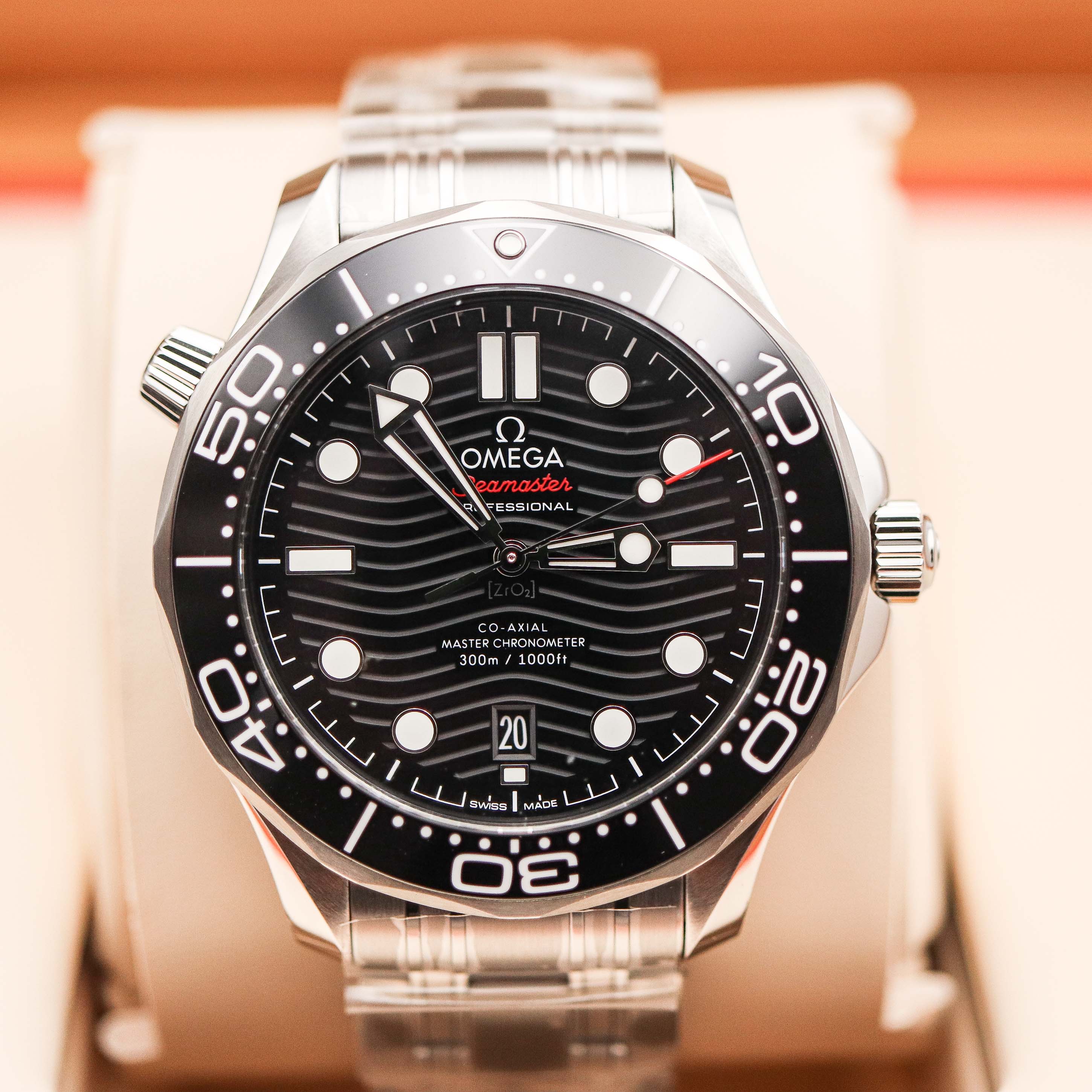 Omega Seamaster Diver 300M Co-Axial Master Chronometer 42mm