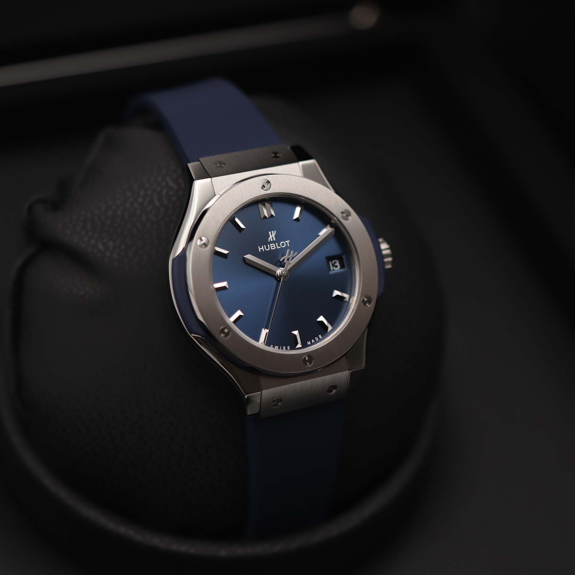 Hublot Classic Fusion 33 Titanium