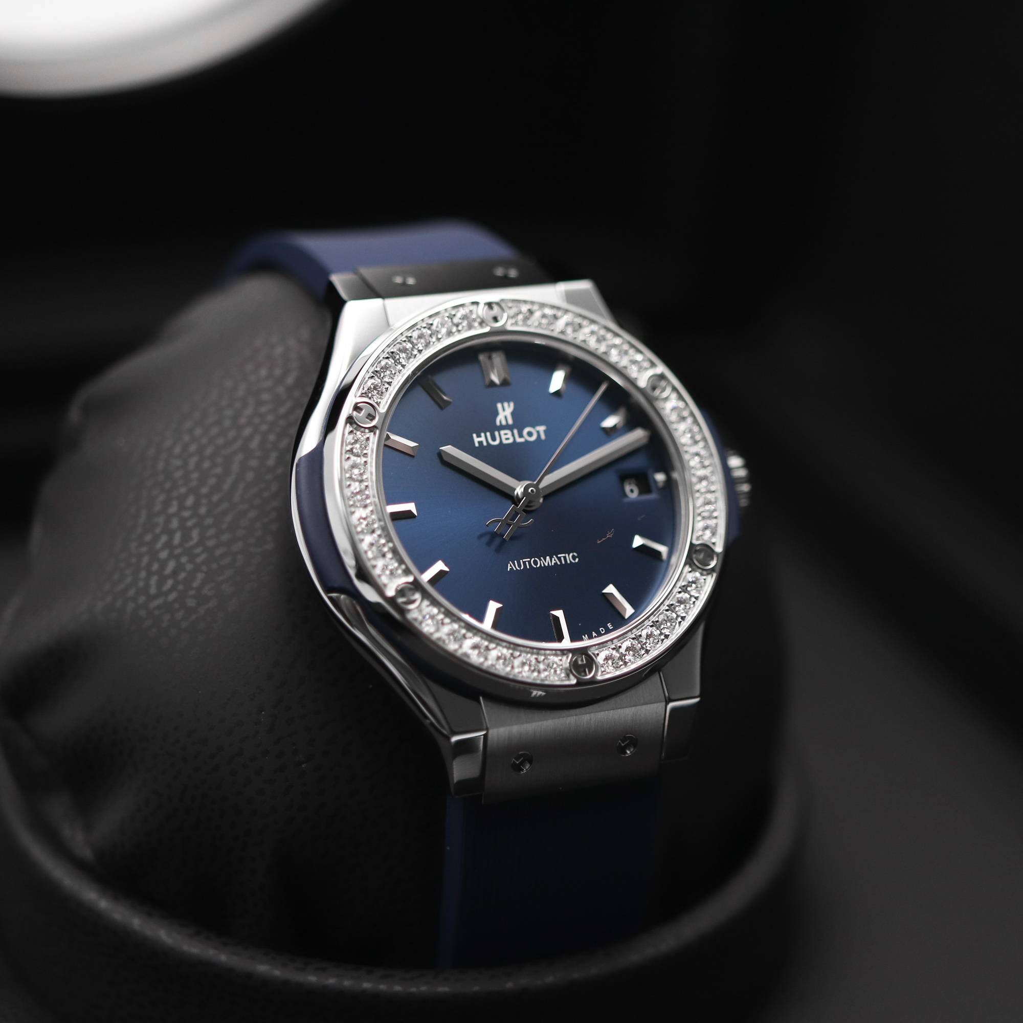 Hublot Classic Fusion 38 Diamonds