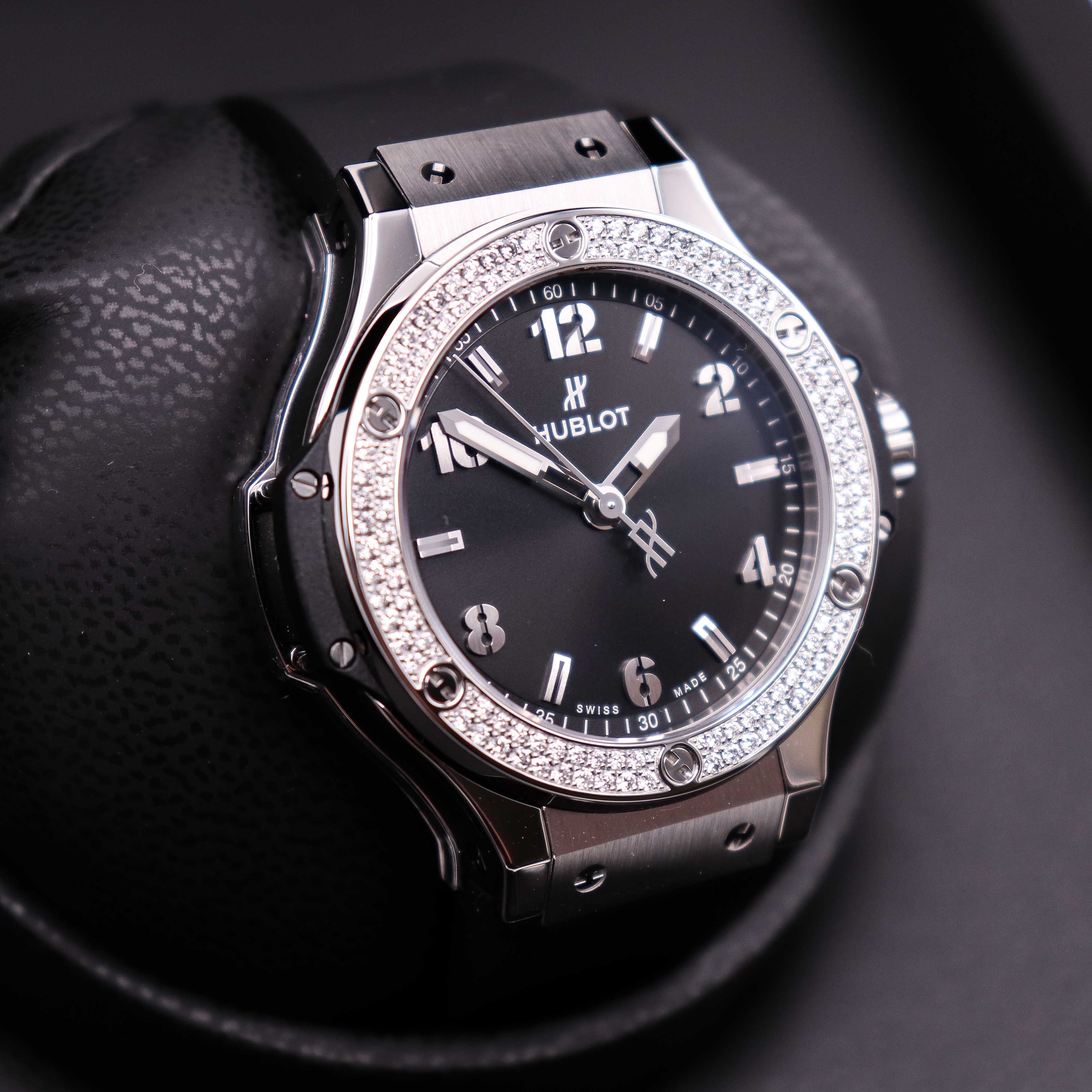 Hublot Big Bang 38 Diamonds