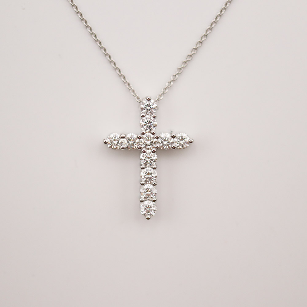 Graff Round Diamond Cross Small Pendant