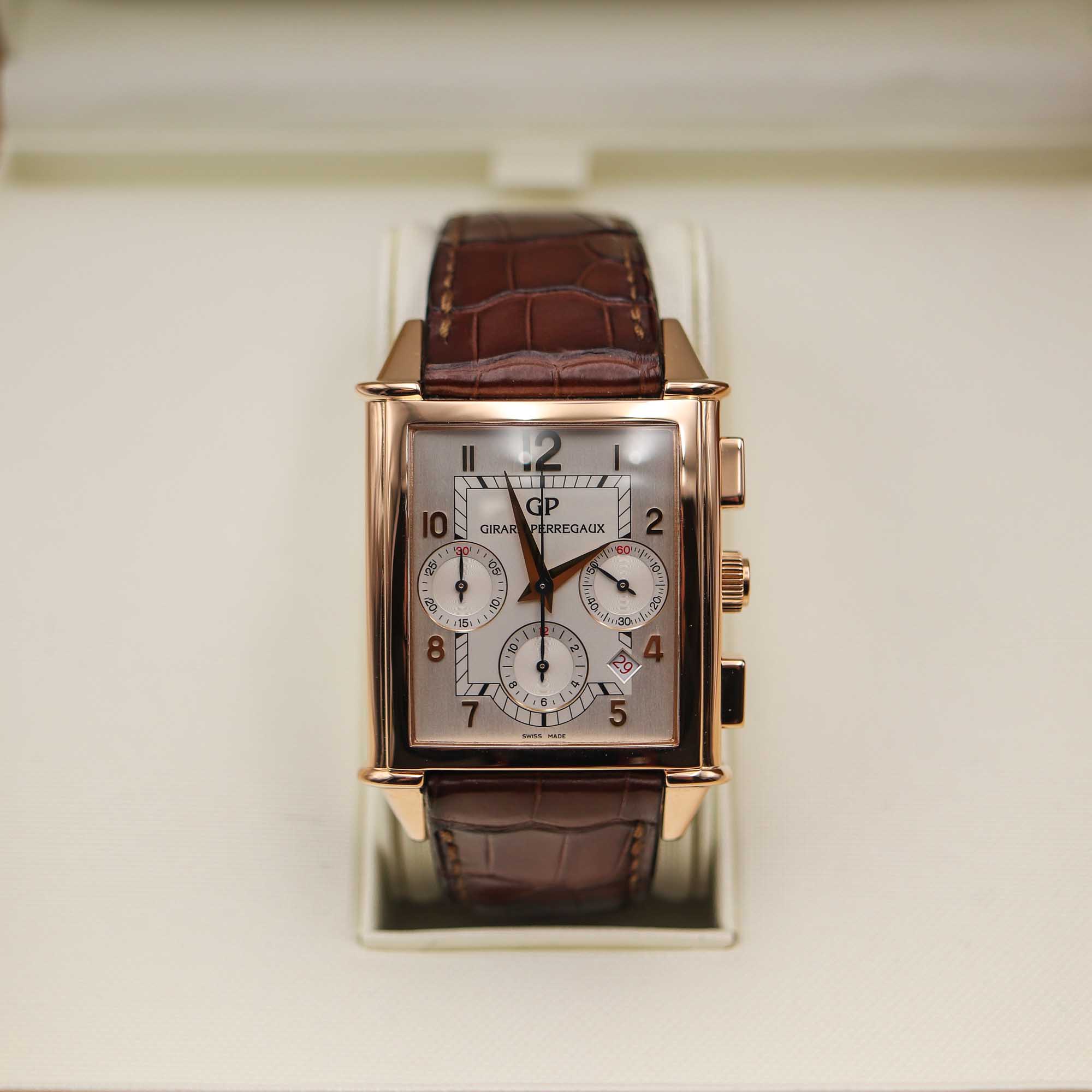Girard-Perregaux Vintage 1945 XXL Chronograph