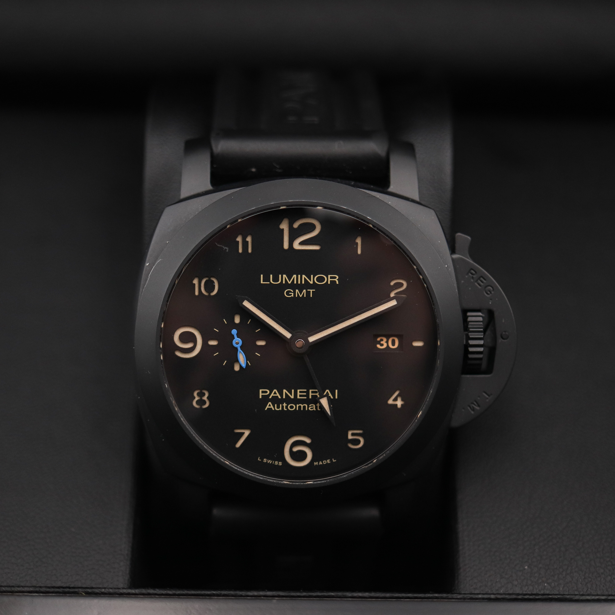 Panerai deals luminor gmt