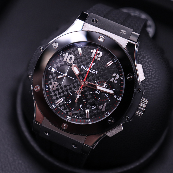 Hublot Big Bang 44 Black Ceramic